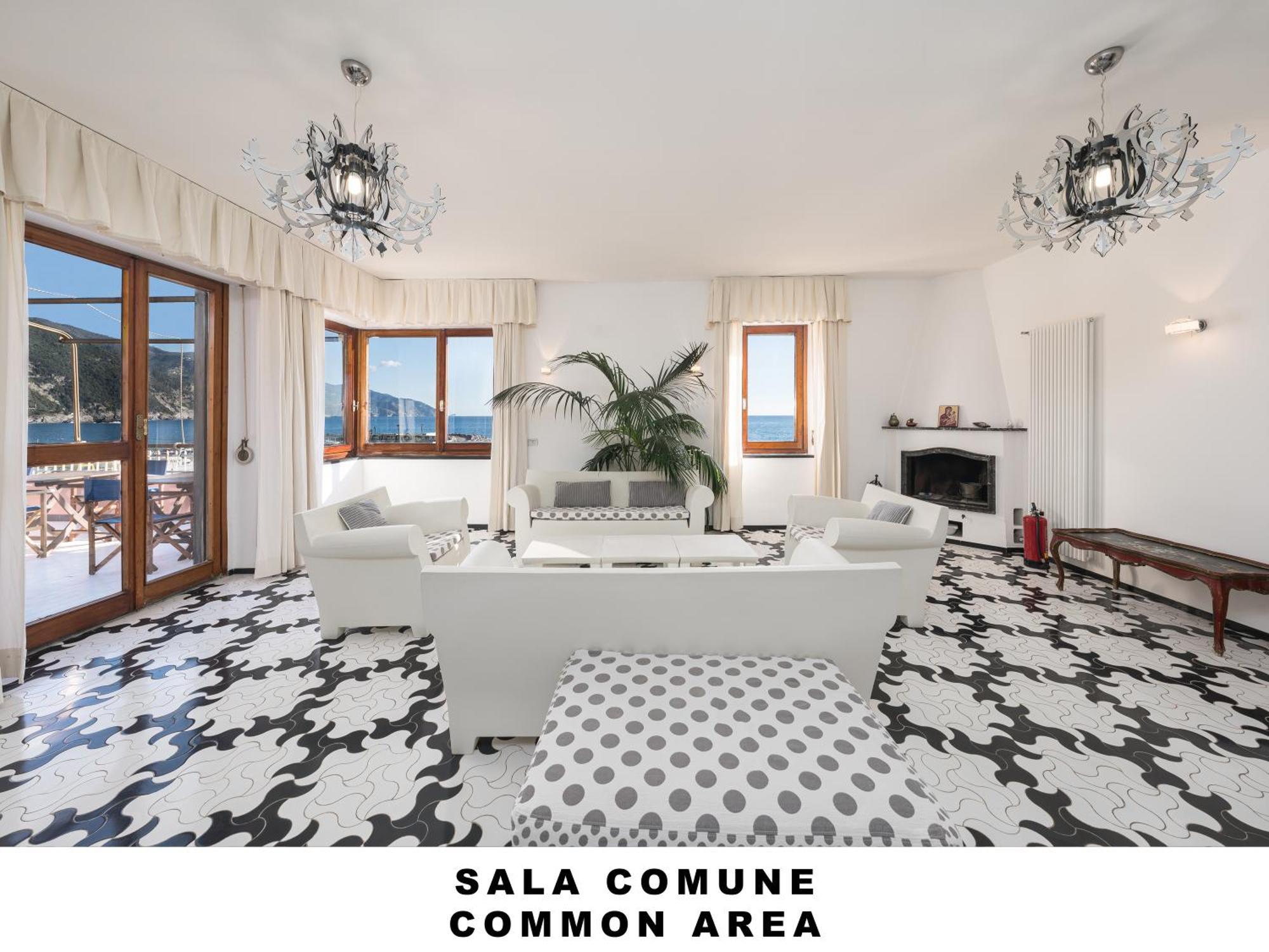 Deluxe Suite Sea View