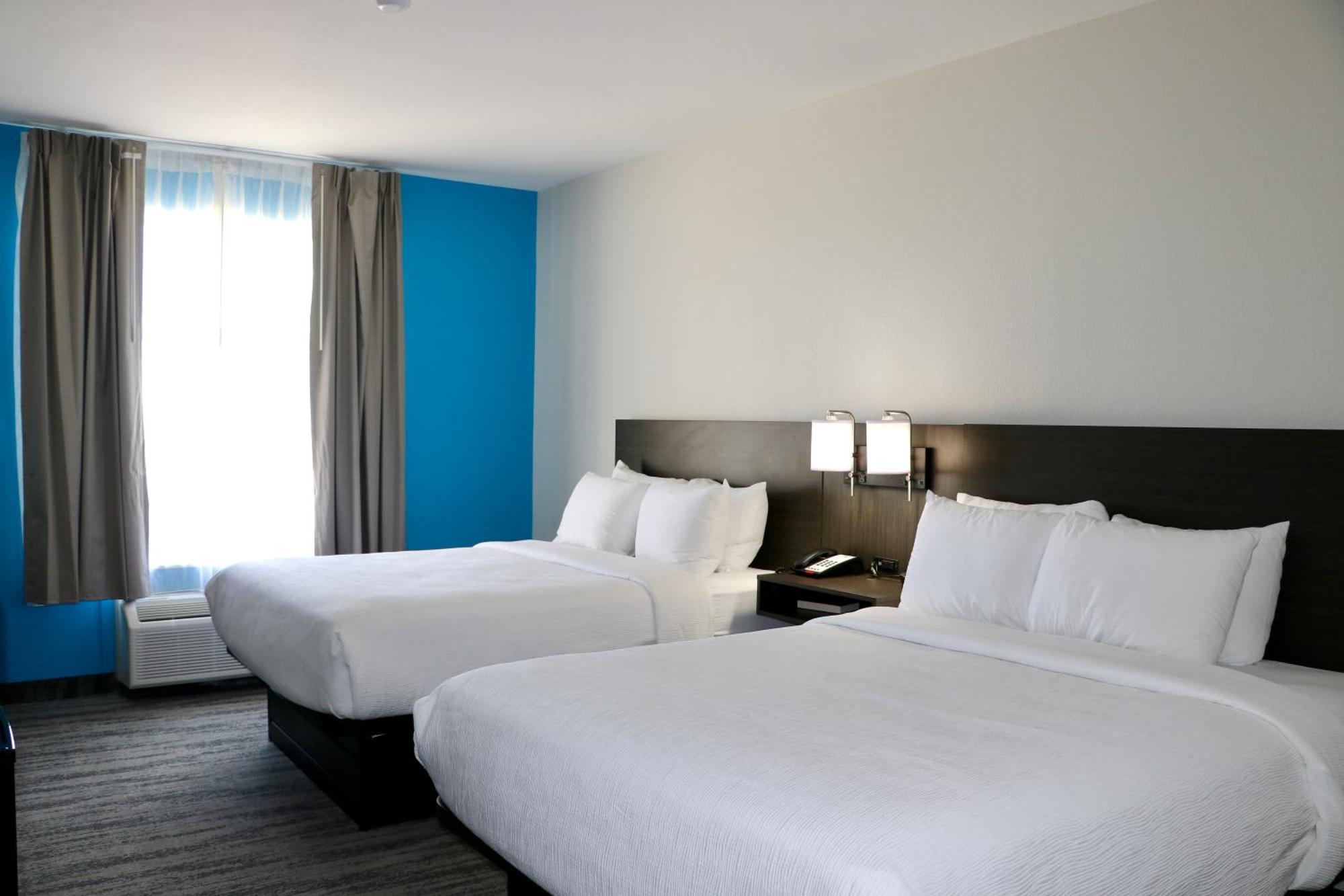 Queen Room Two Queen Beds