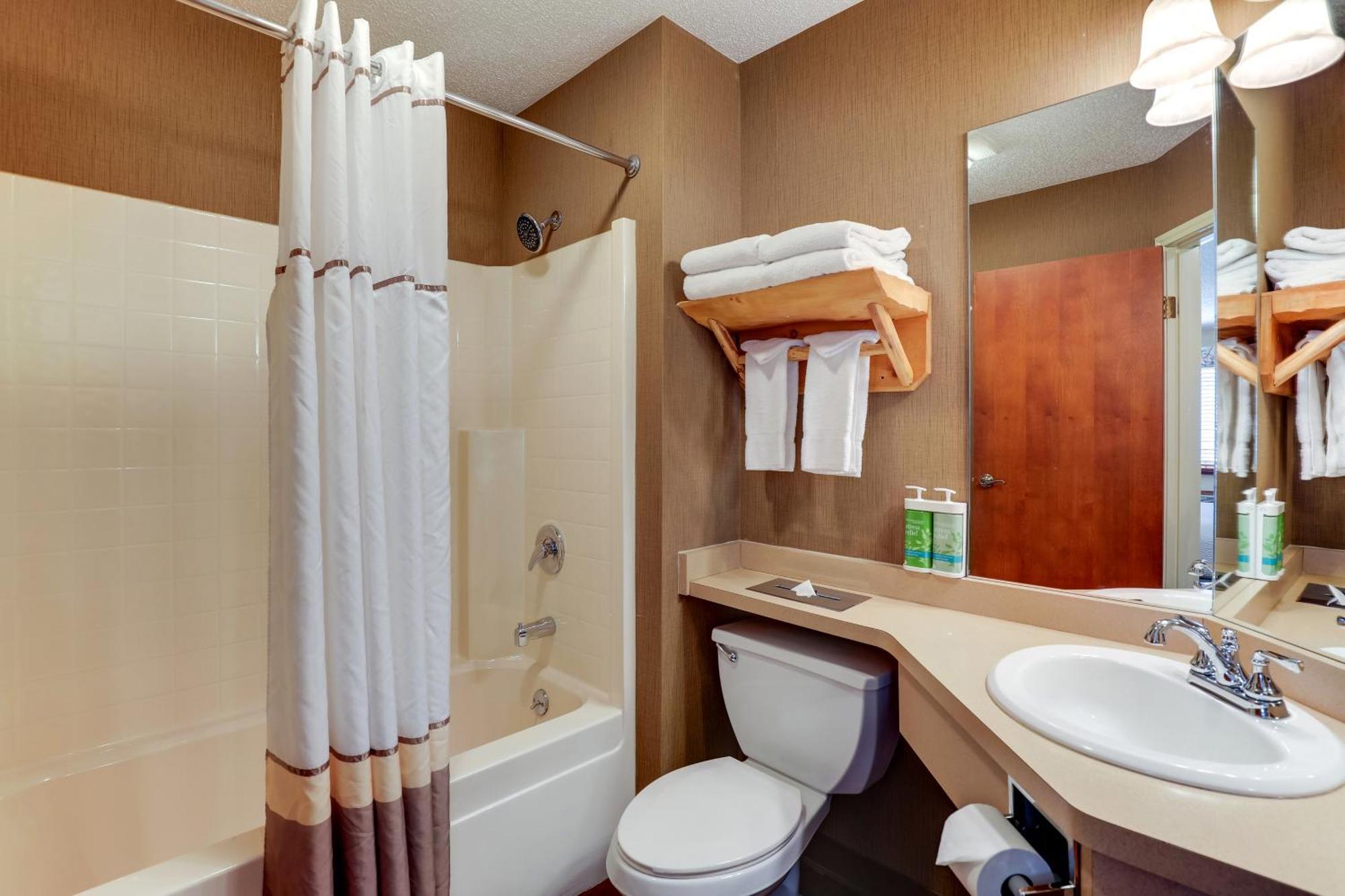 Deluxe Double Room Two Double Beds