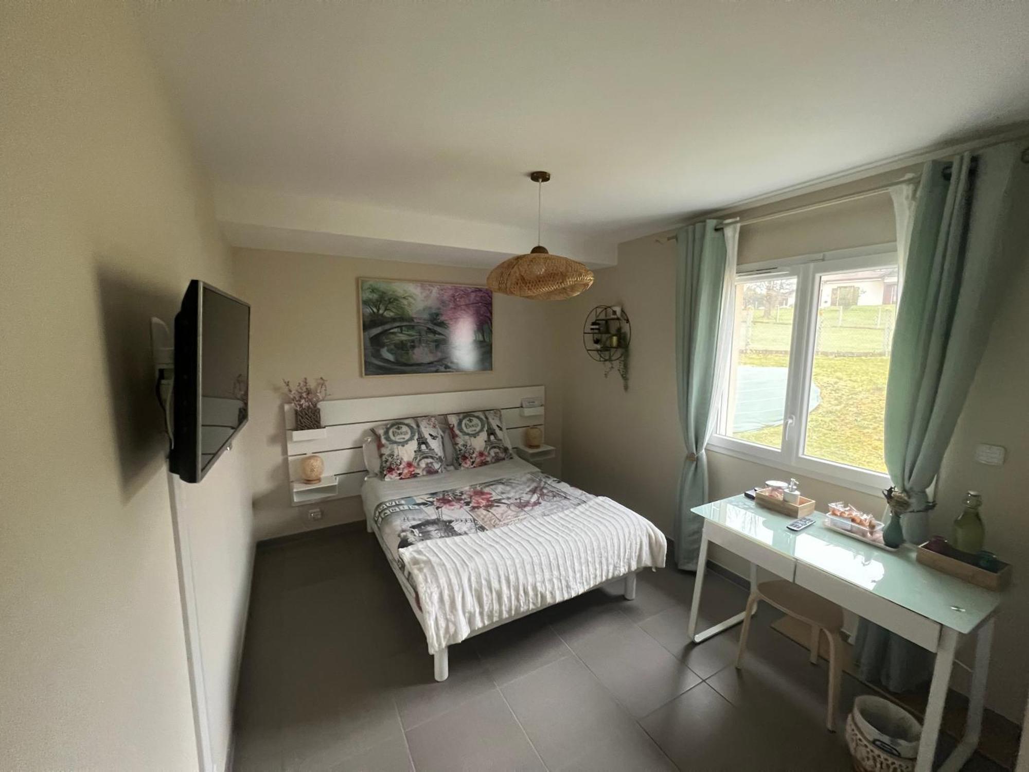 Double Room,1545706270:JPEG