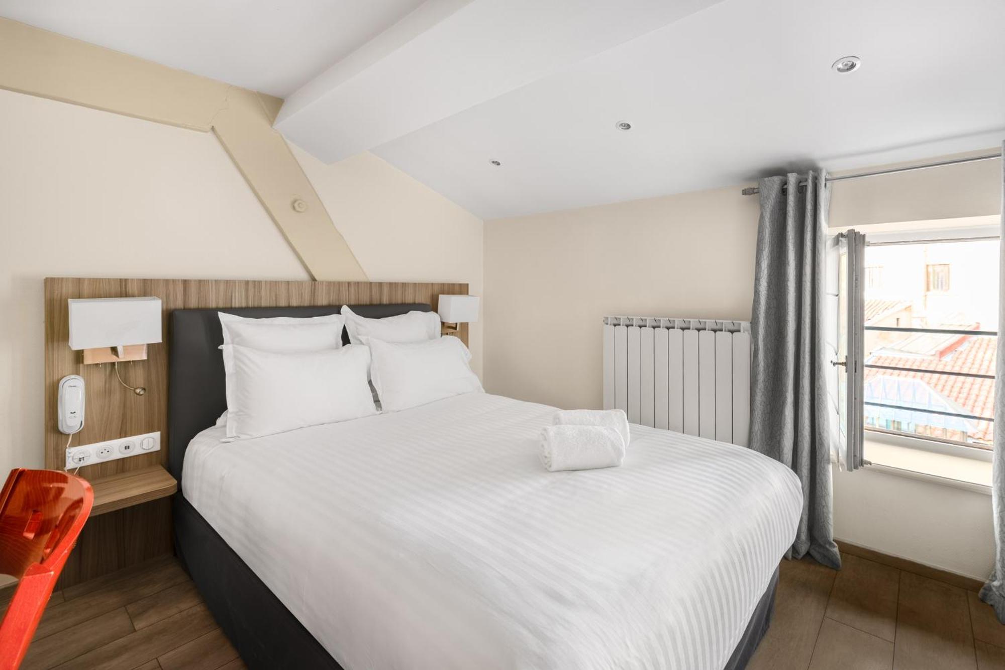 Standard Double Room,1758536532:JPEG