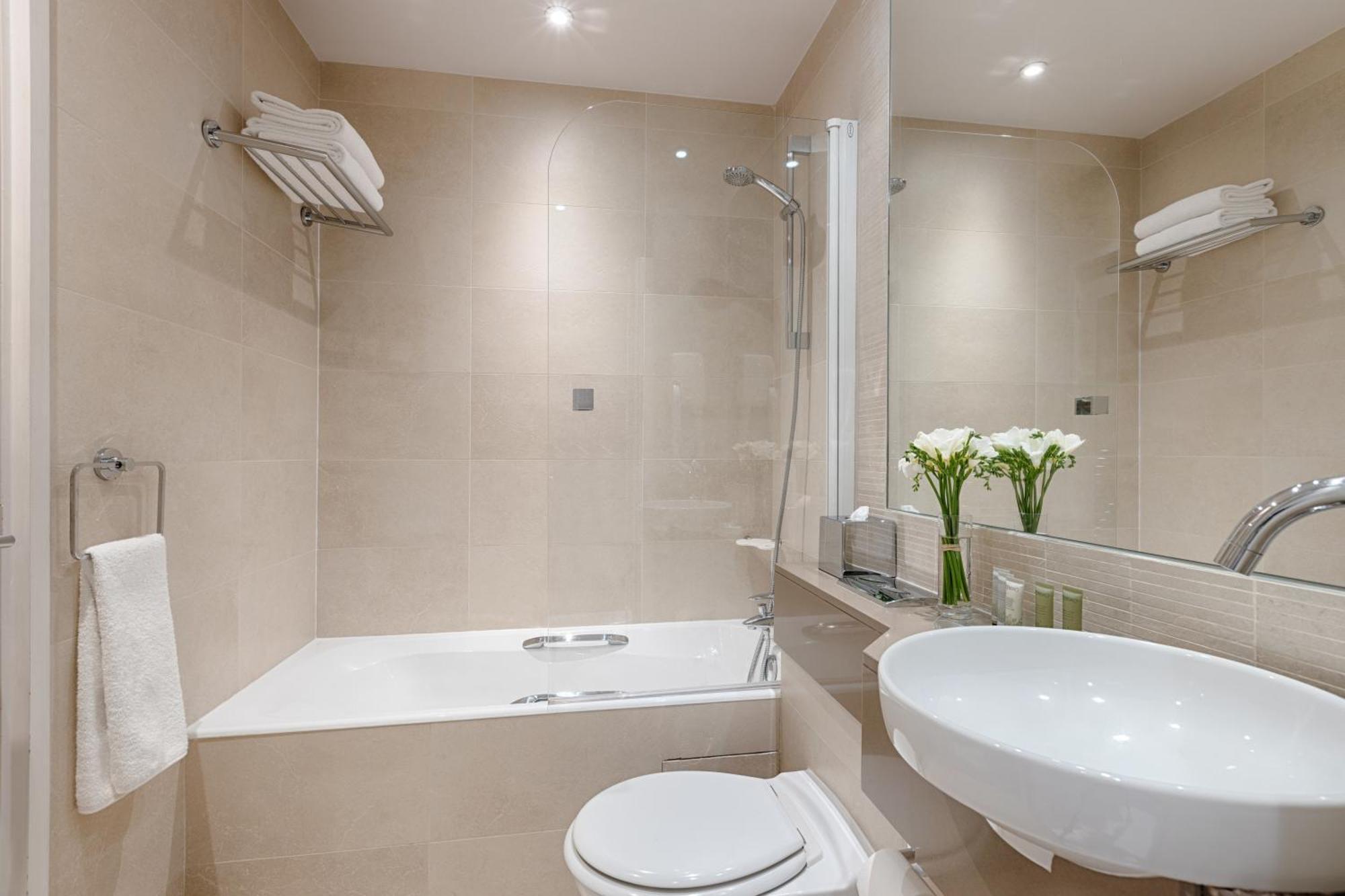 Classic Double Room,63453505:JPEG