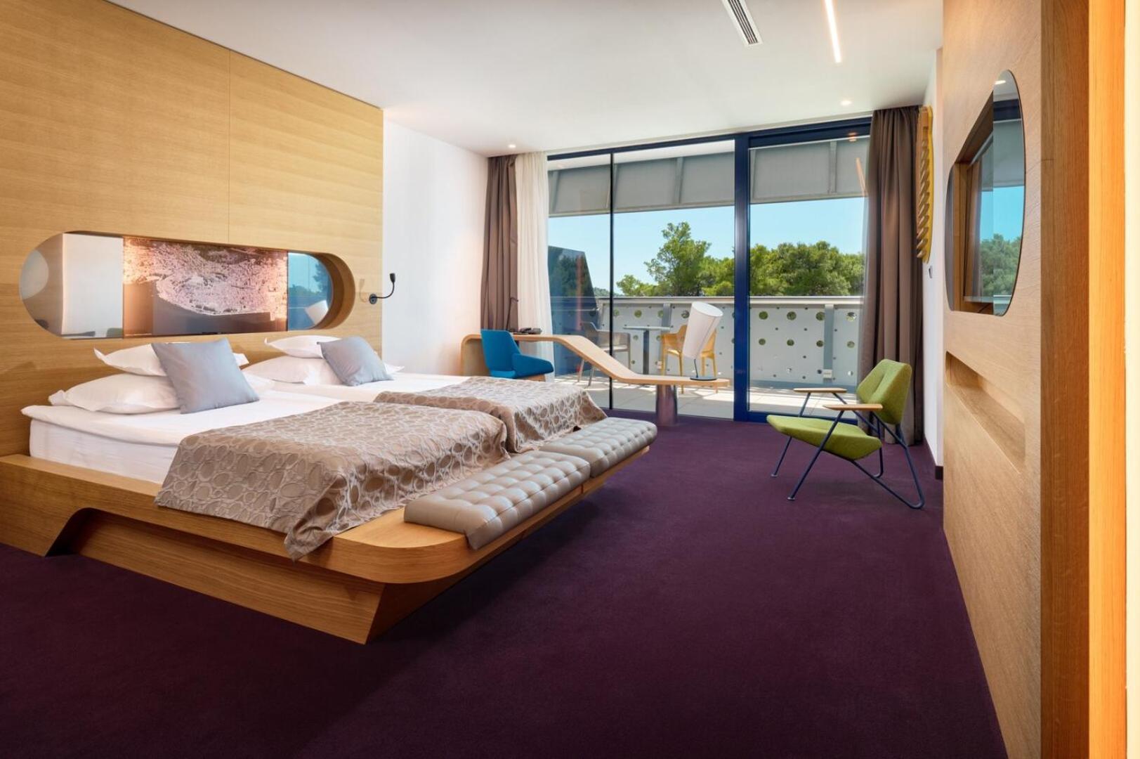 Superior Double or Twin Room Balcony Park View