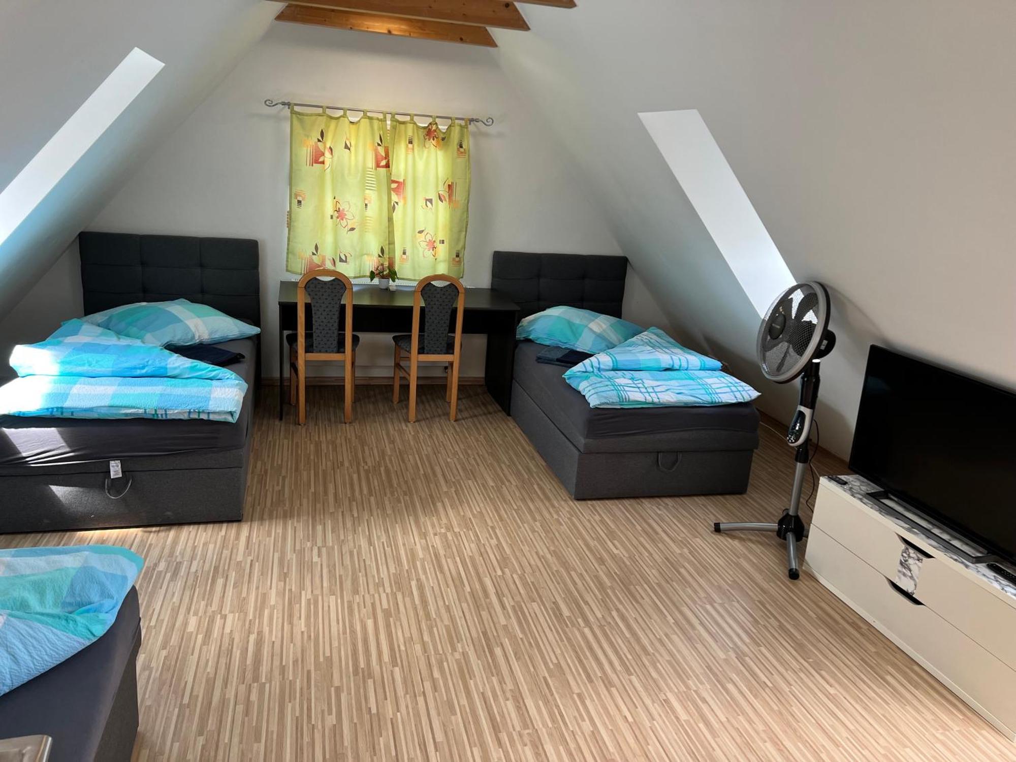 Standard Triple Room,1359845228:JPEG