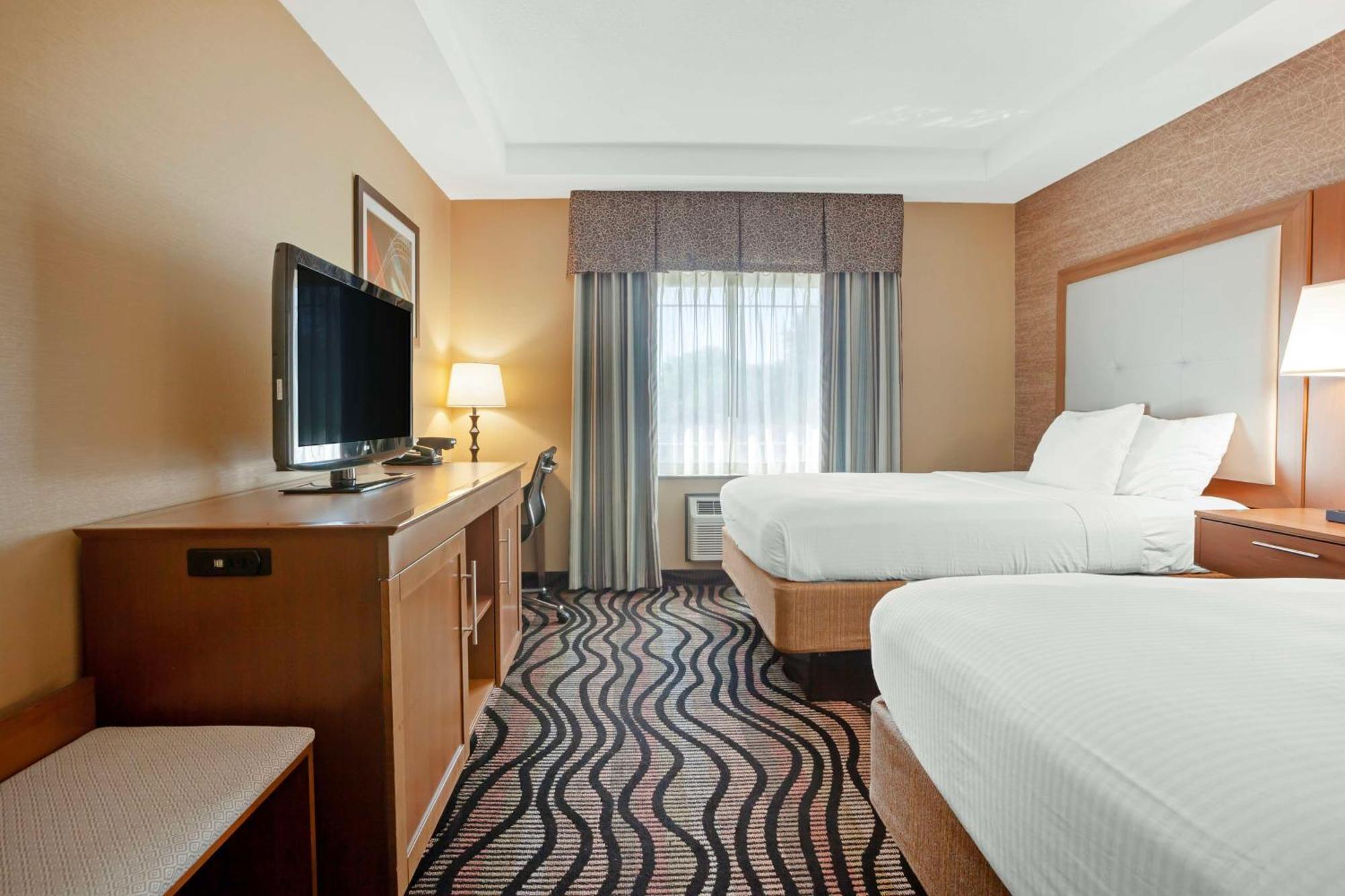 Double Room Two Double Beds Non-Smoking