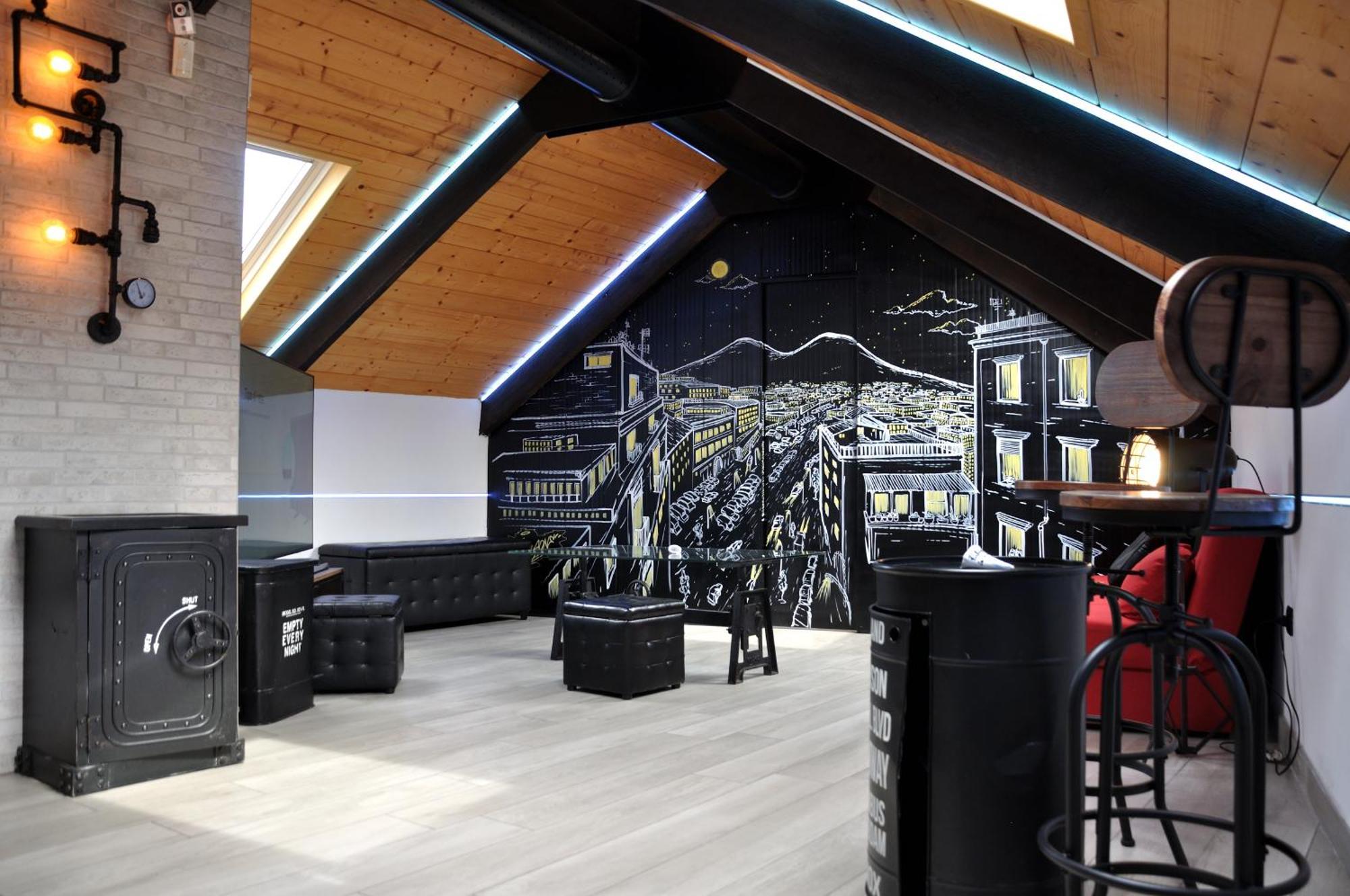 Penthouse Apartment