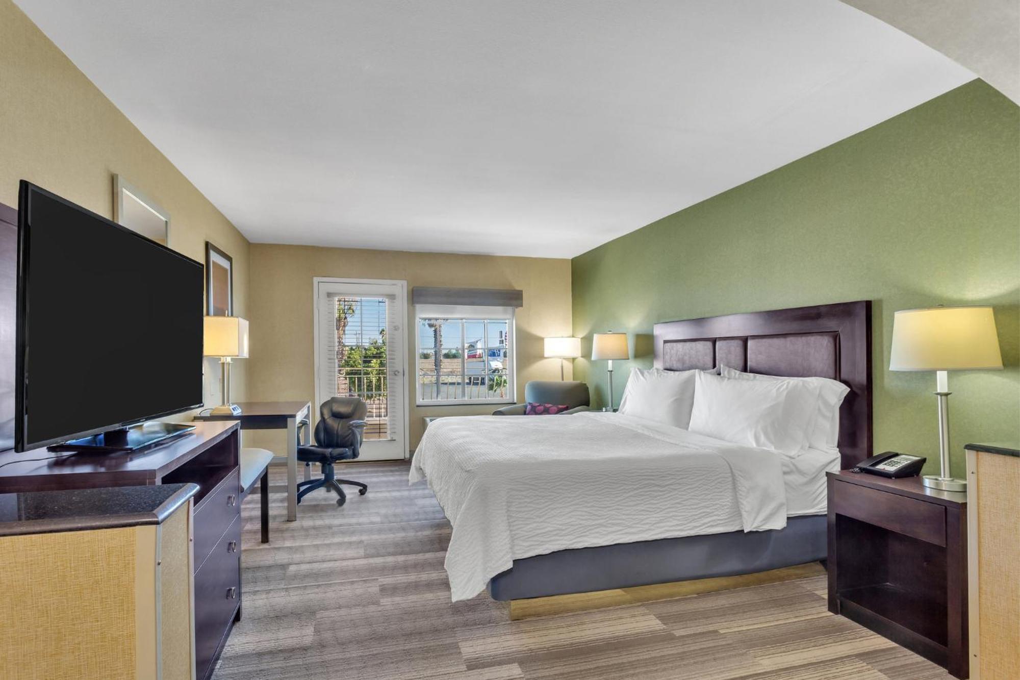 King Suite with Balcony