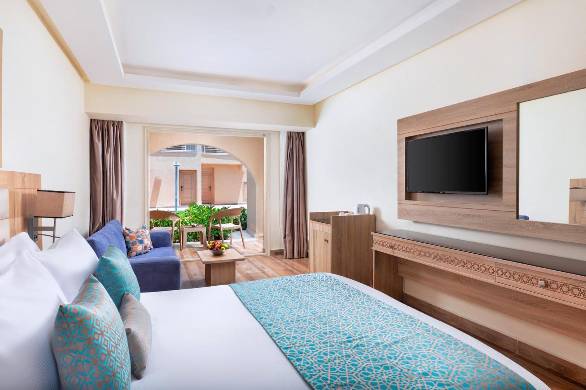 Deluxe Double or Twin Room Garden View