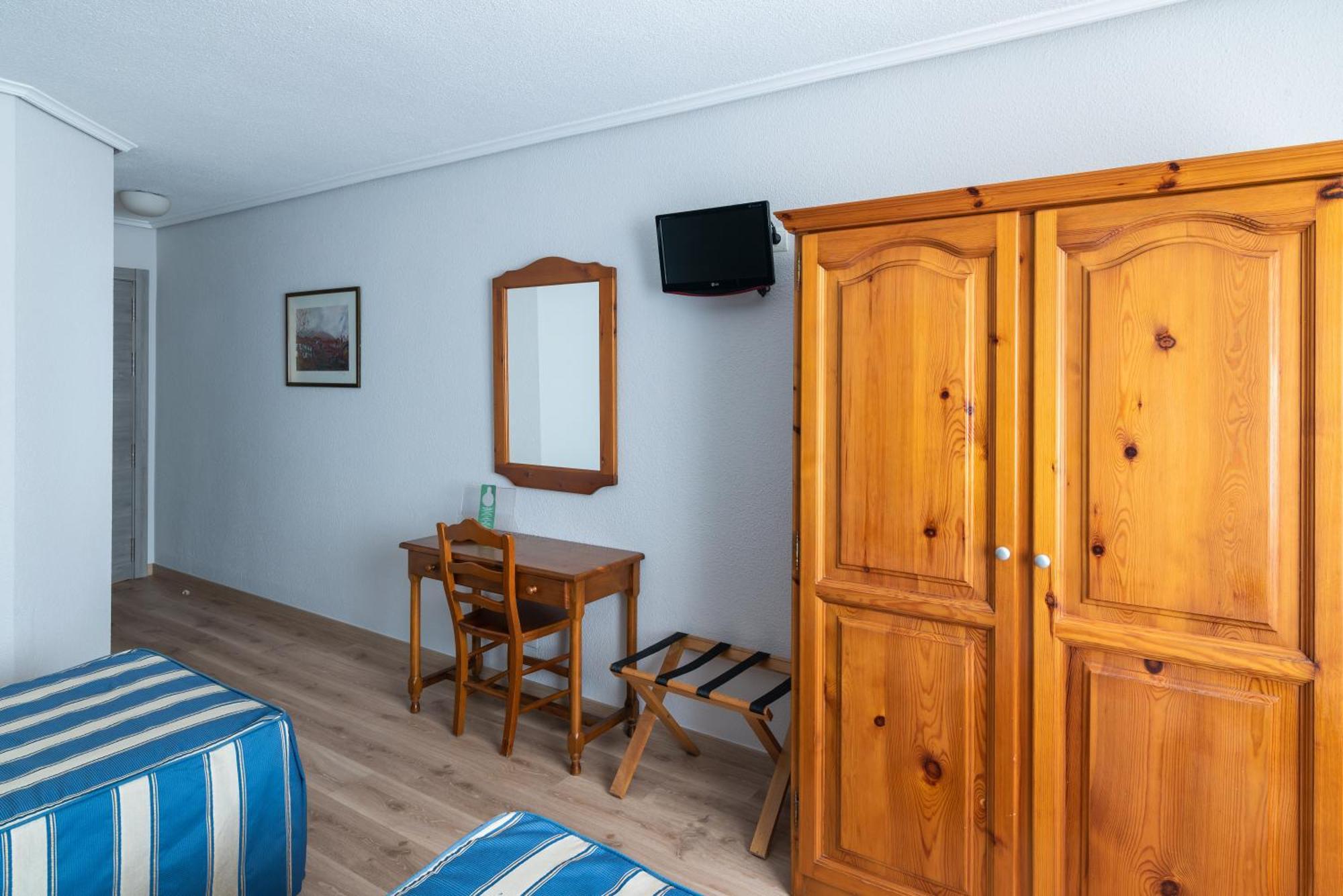 Superior Twin Room,1546543888:JPEG