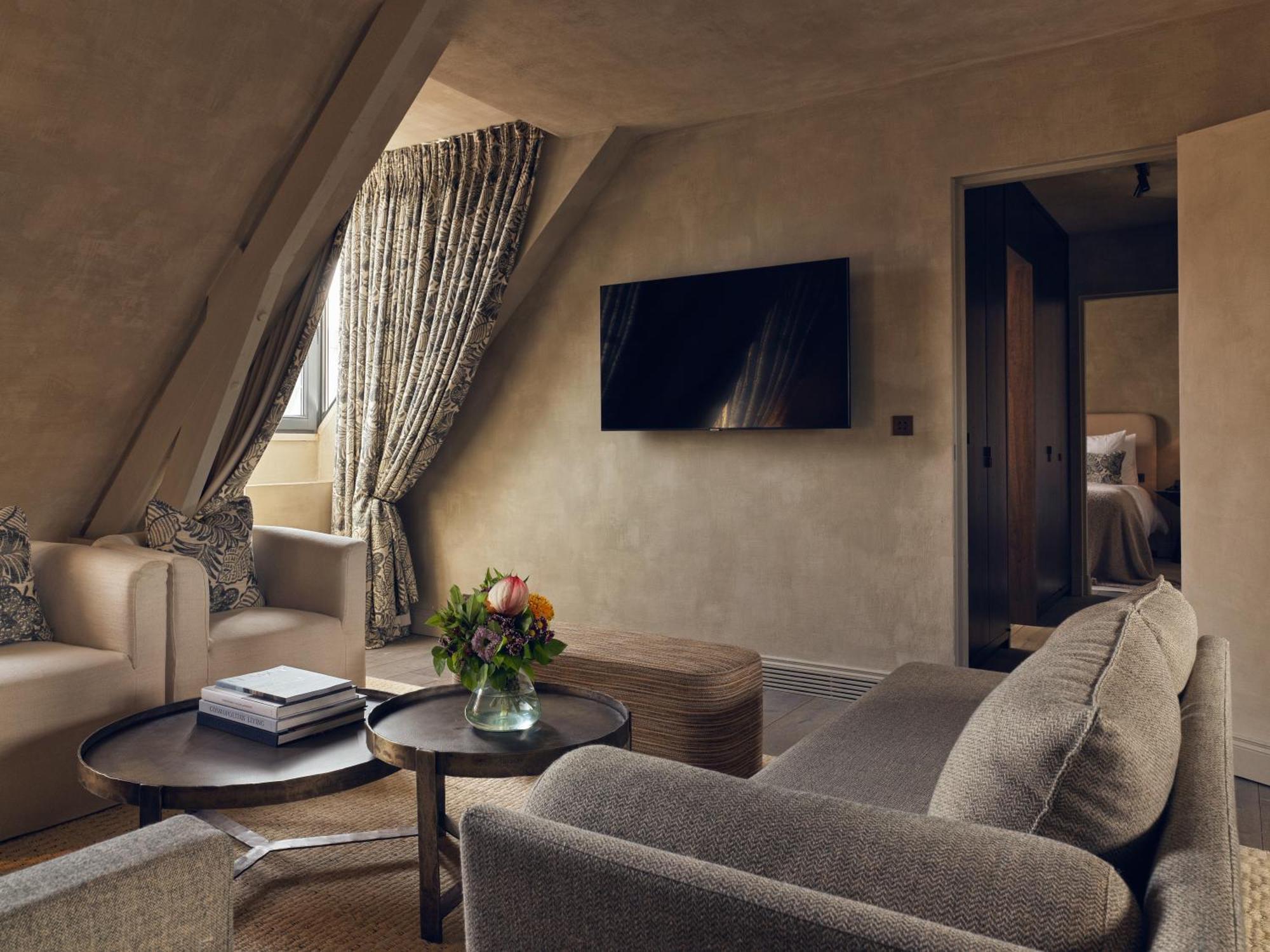 Two-Bedroom Suite