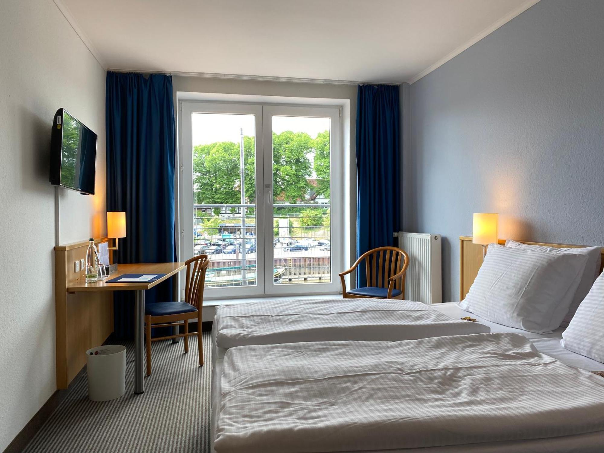 Comfort Room Harbor view