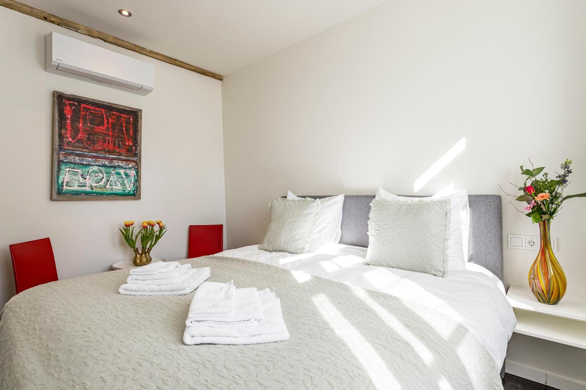 Deluxe King Suite