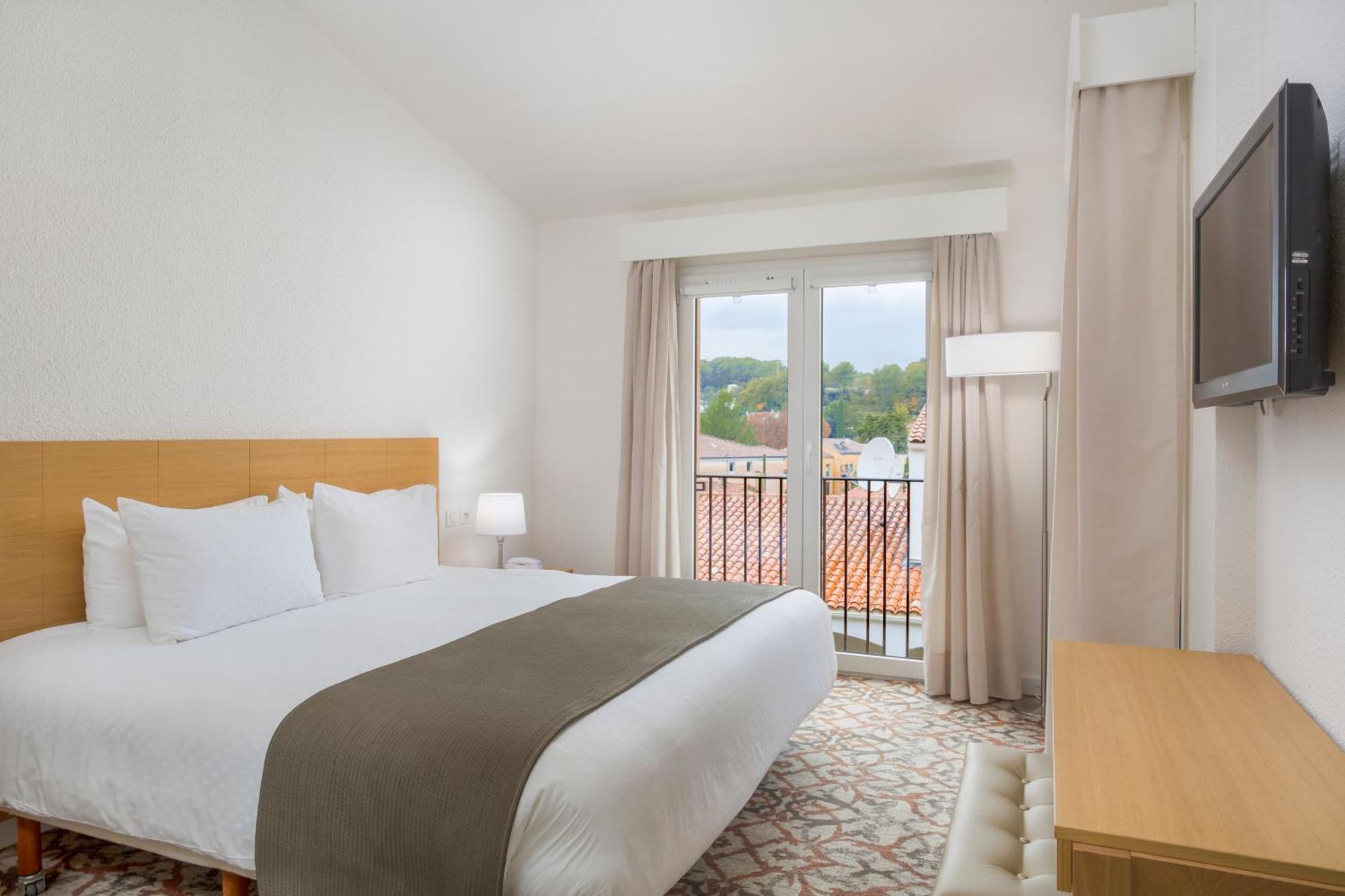 Two-Bedroom Apartment,1546768366:JPEG