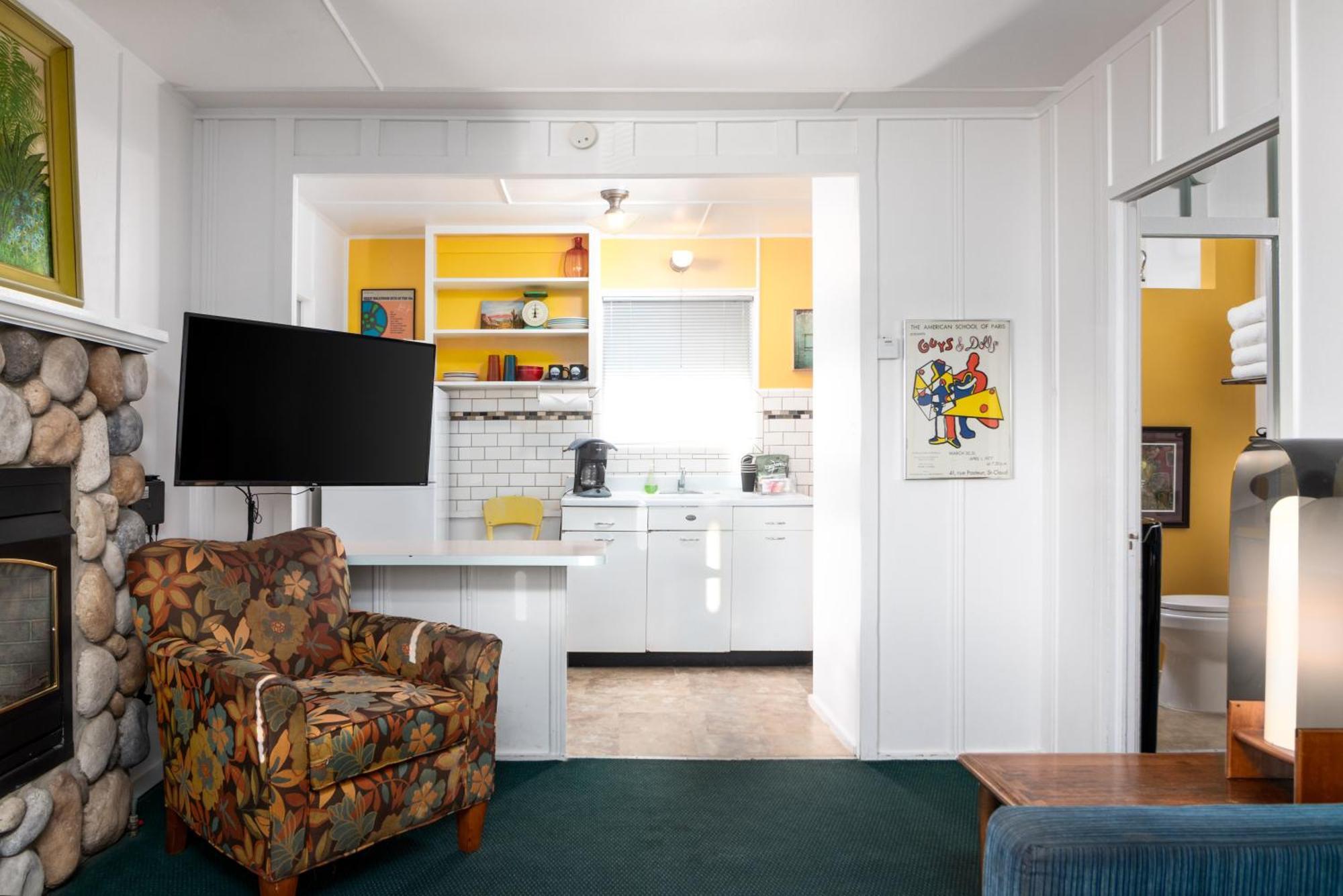 Queen Suite