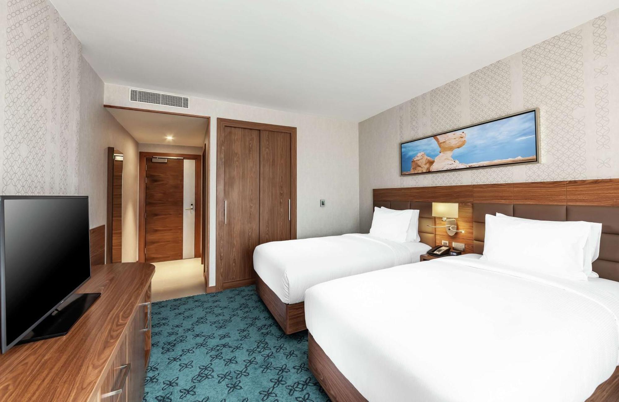 Twin Room,1546964575:JPEG