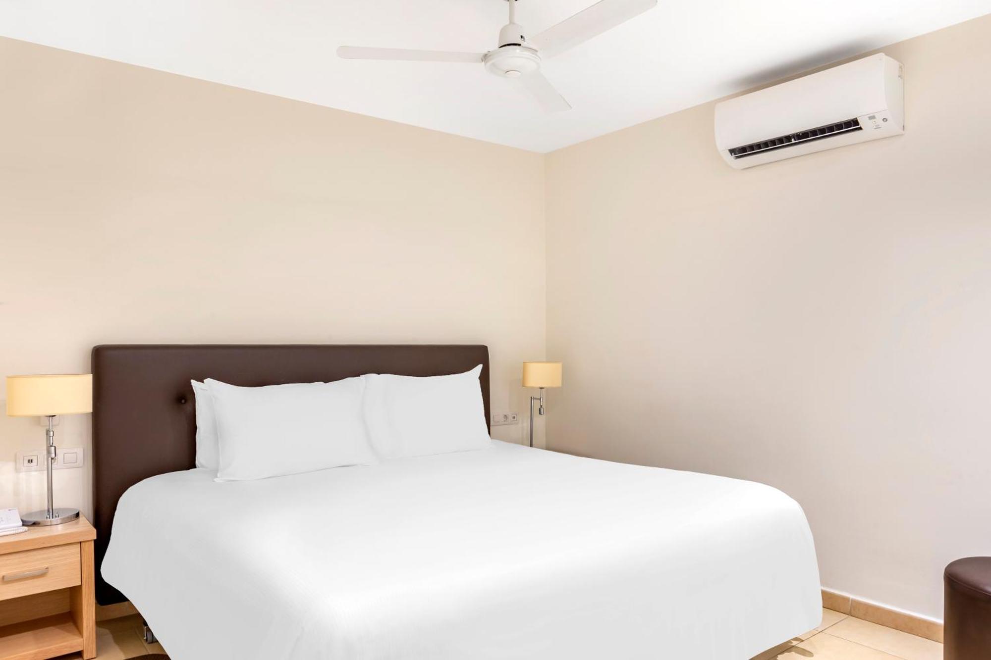 Two-Bedroom Apartment,1546990996:JPEG