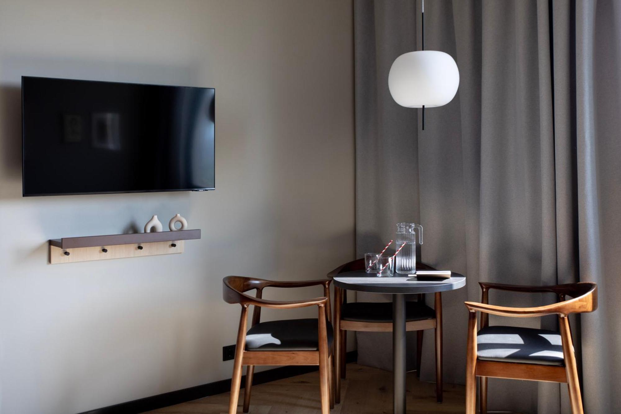 Spacious Studio Kitchen