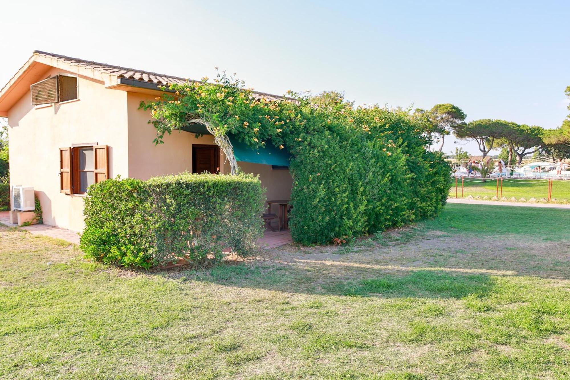 One-Bedroom Cottage,1547169682:JPEG