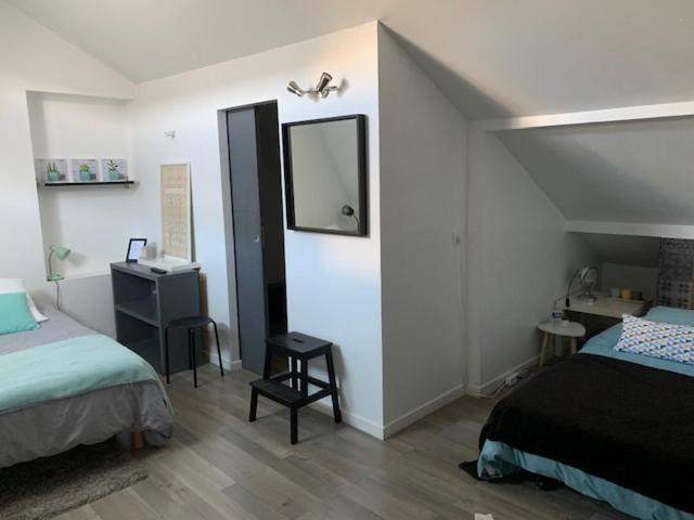 Family Room,1547286646:JPEG