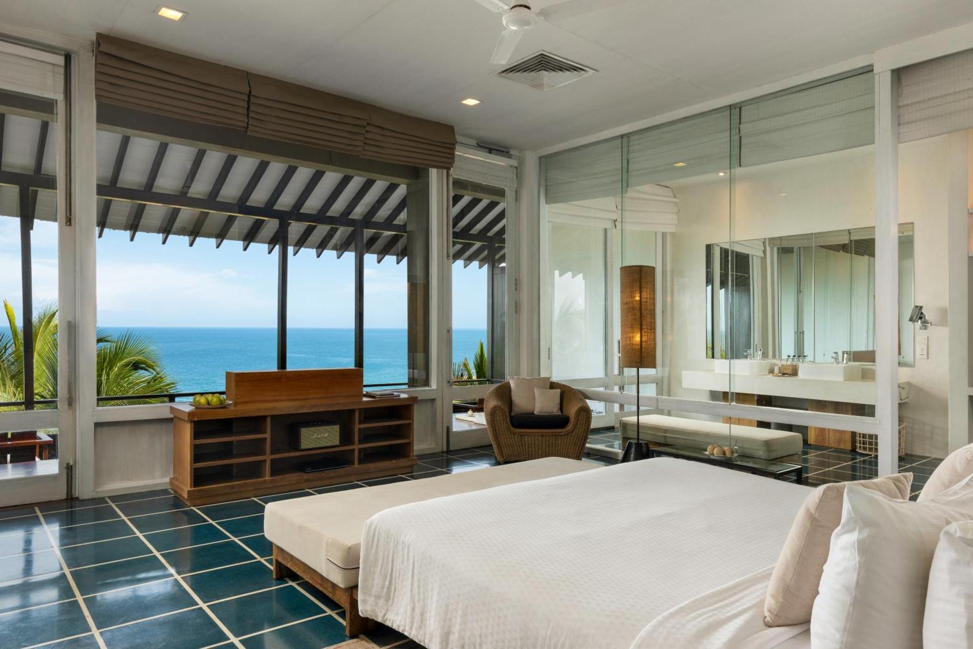 Suite Sea View at Center Point Black Coral & at Seaside Social restaurants
