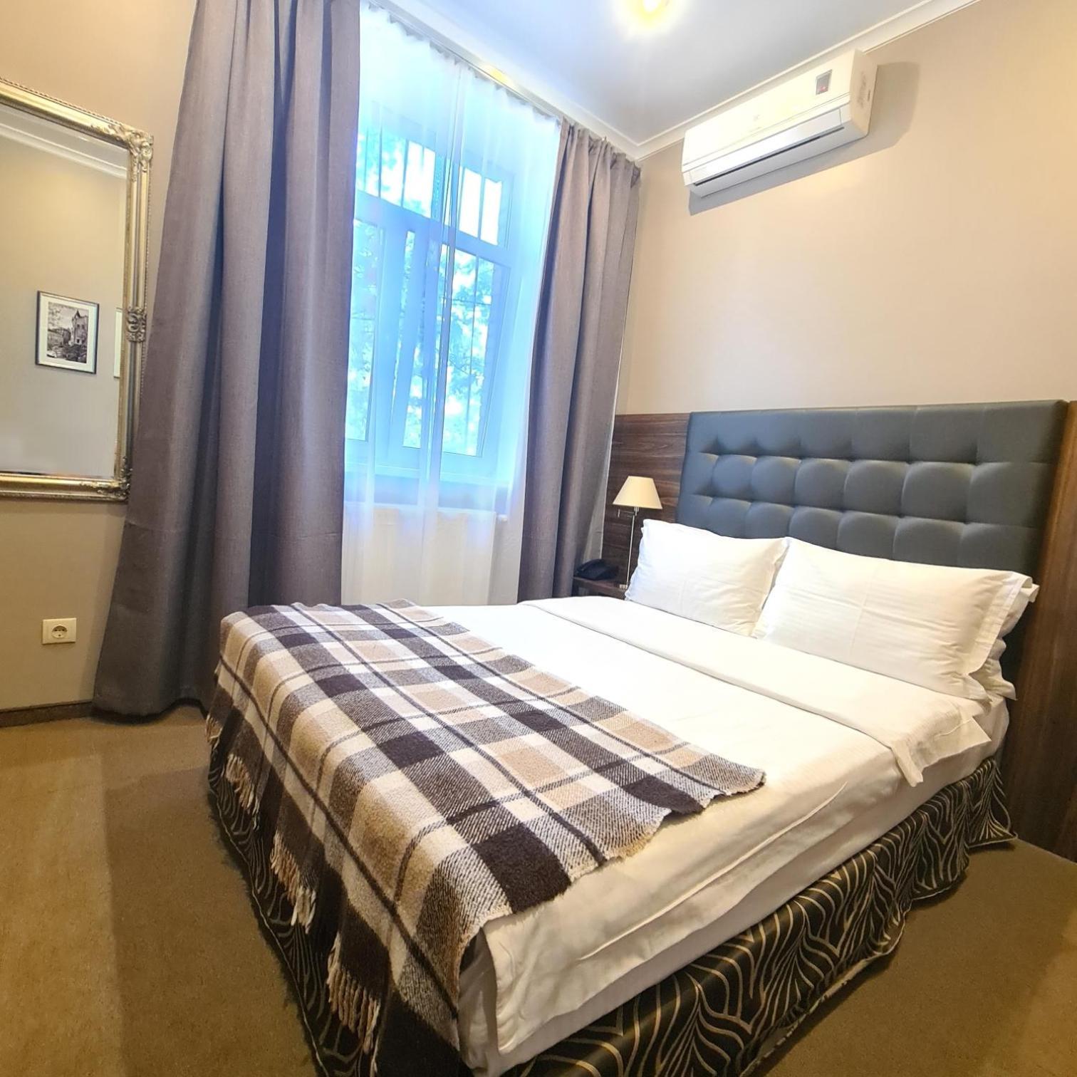 Single Room,1547372359:JPEG