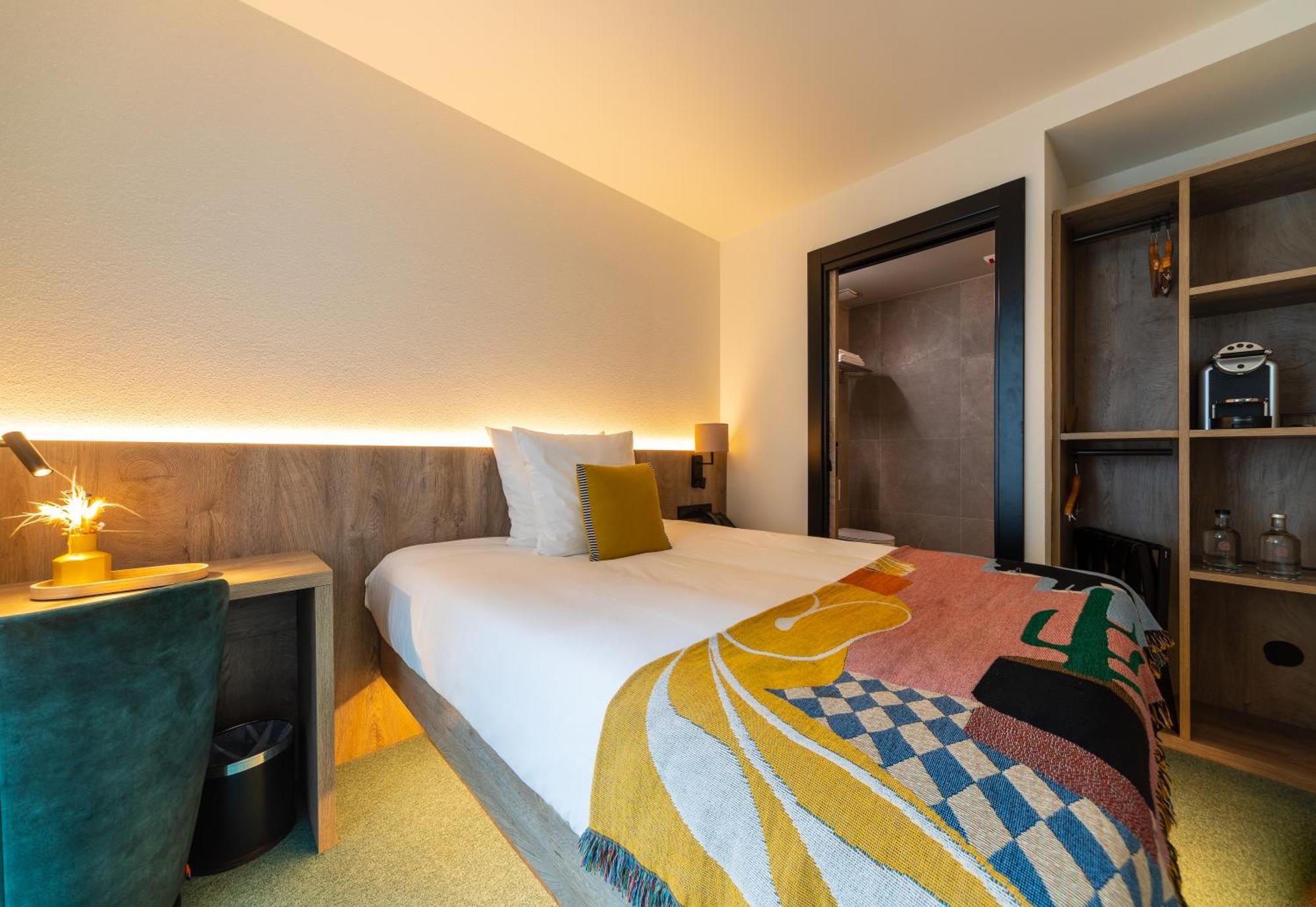 Superior Single Room
