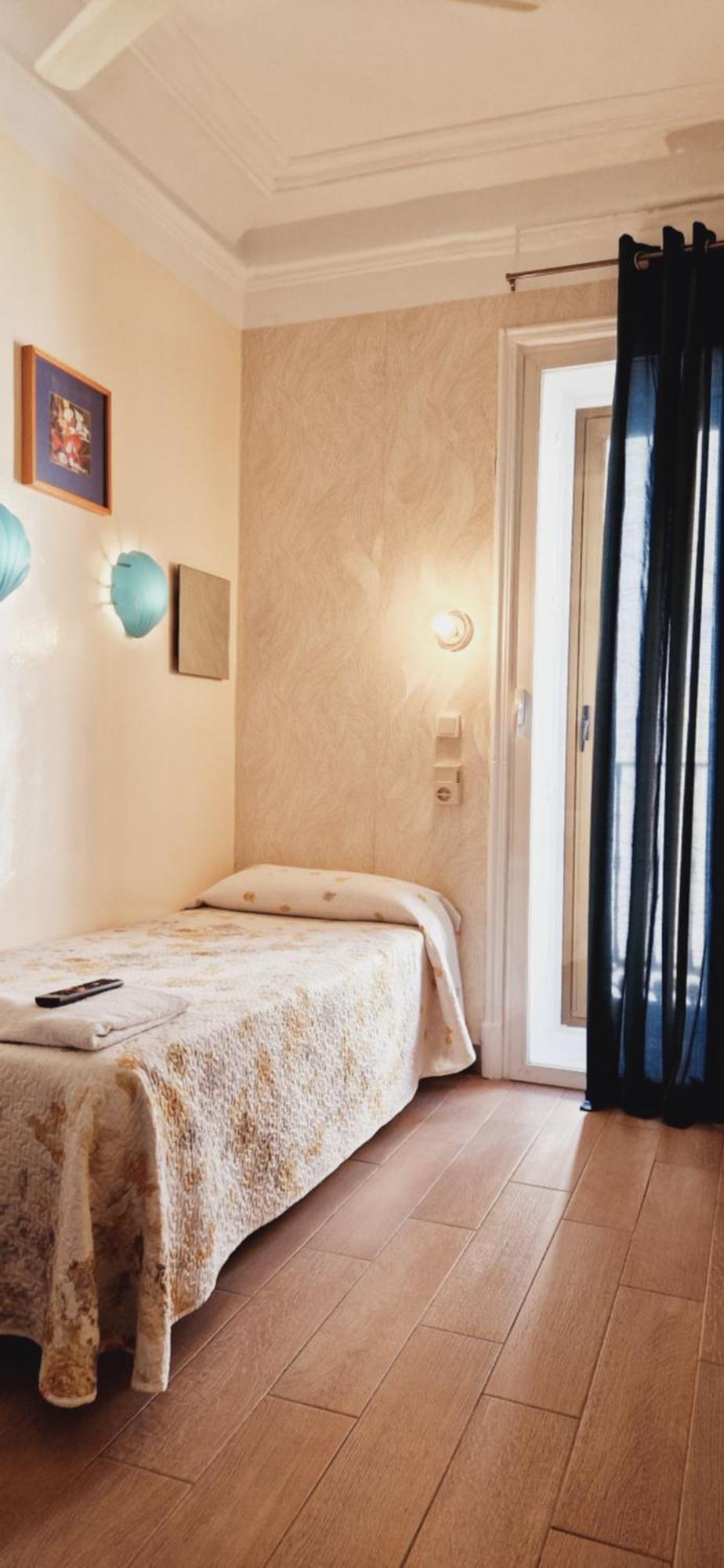 Single Room,1498847800:JPEG