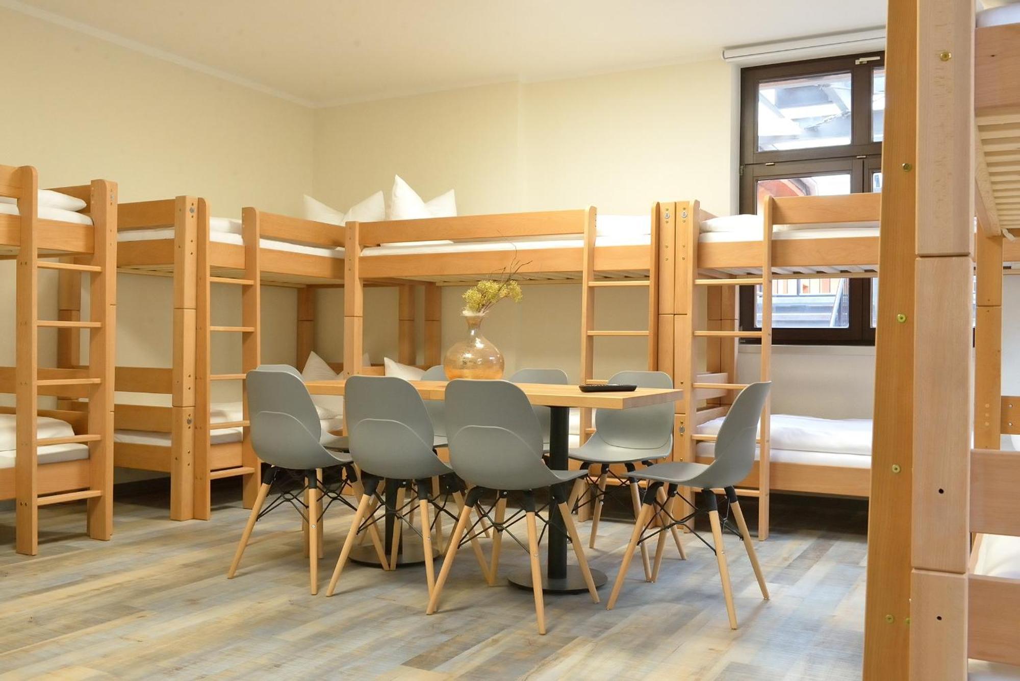 10-Bed Mixed Dormitory Room