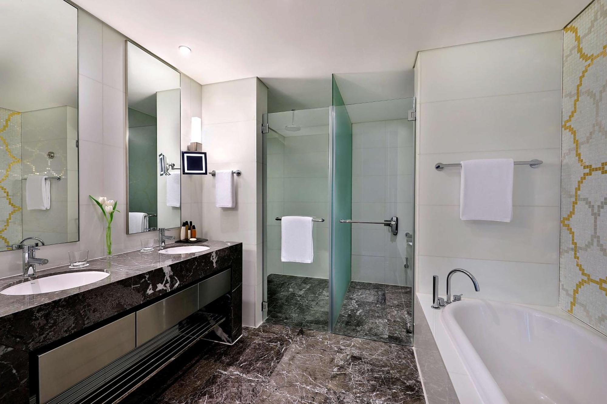 Grand Premier Twin Room Sea View,1547850463:JPEG