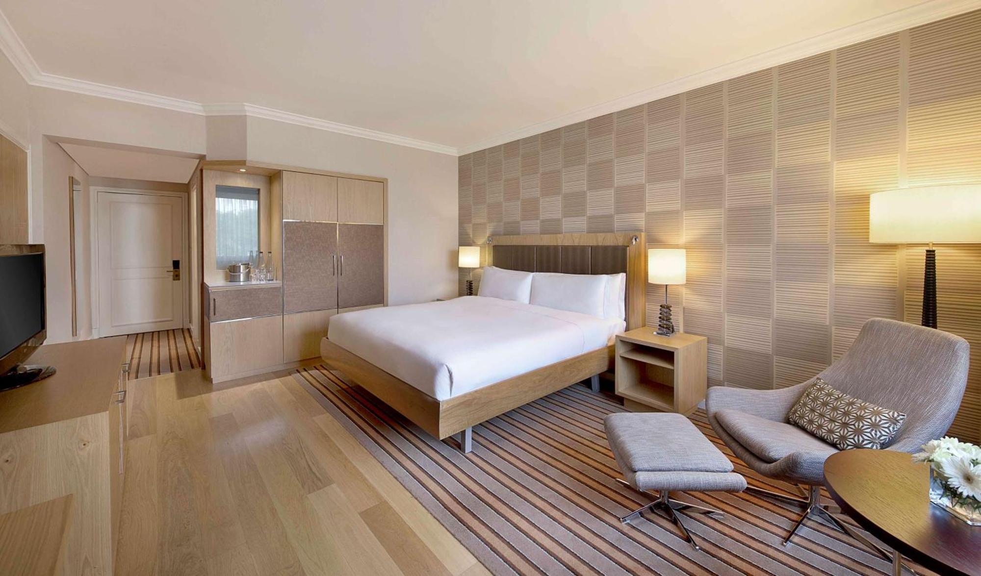 Deluxe Room,1547854057:JPEG