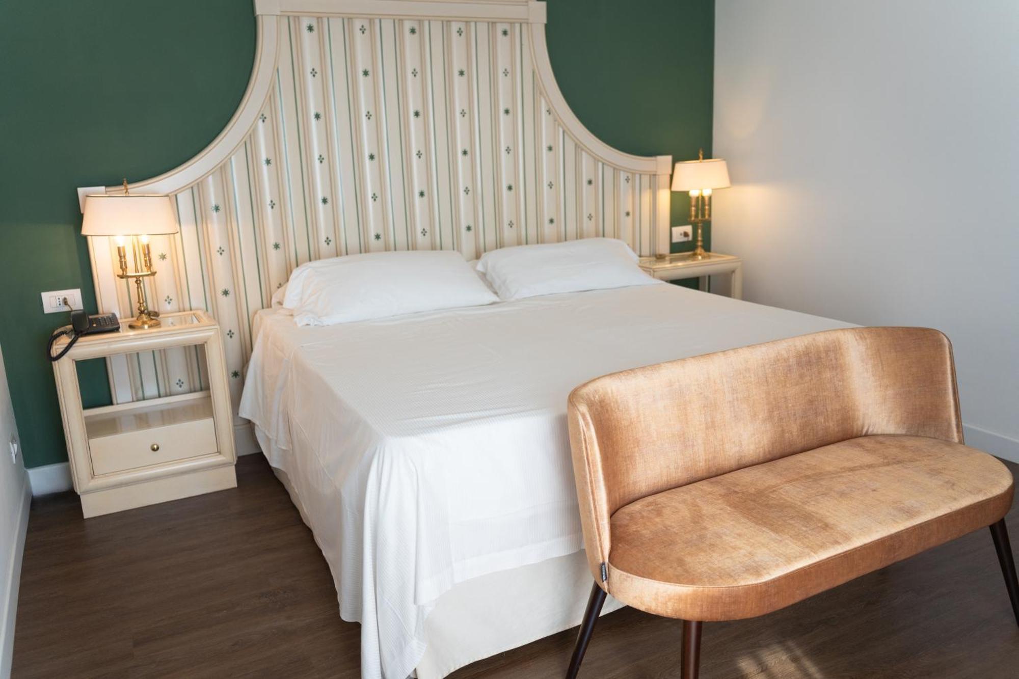 Classic Double or Twin Room