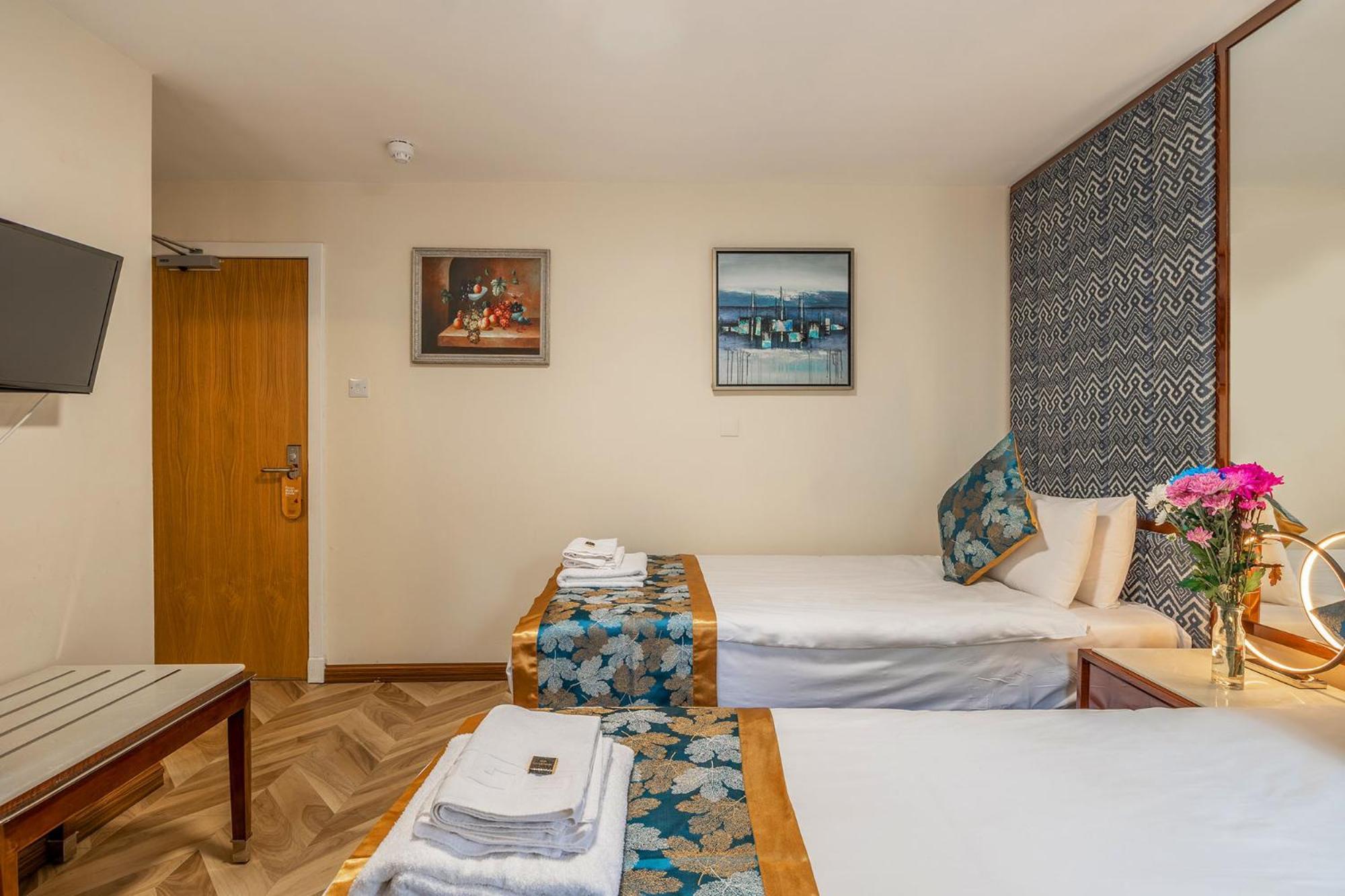 Superior Twin Room