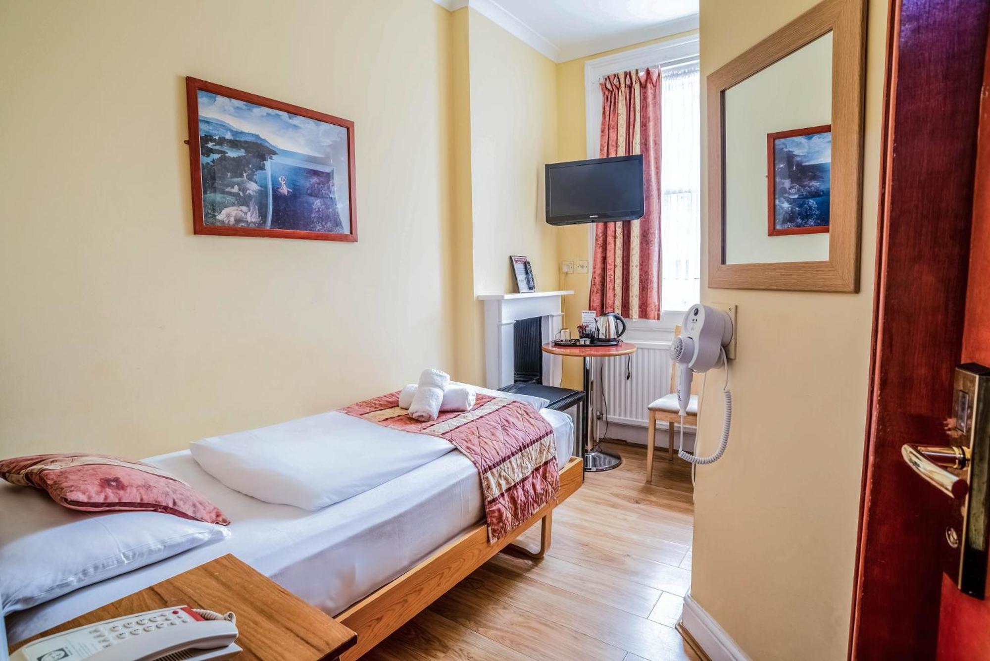 Single Room,1548087955:JPEG