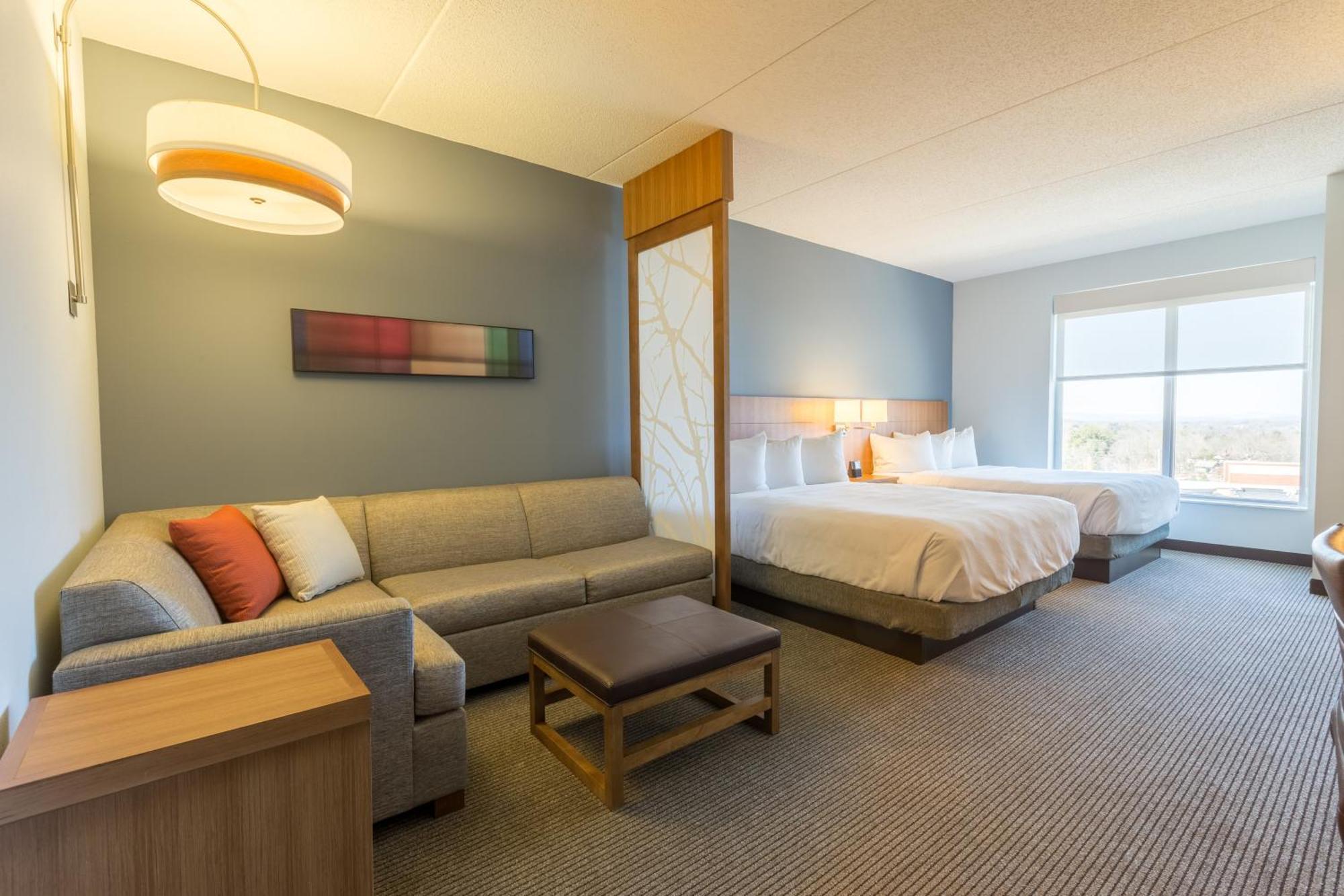 Queen Room Two Queen Beds