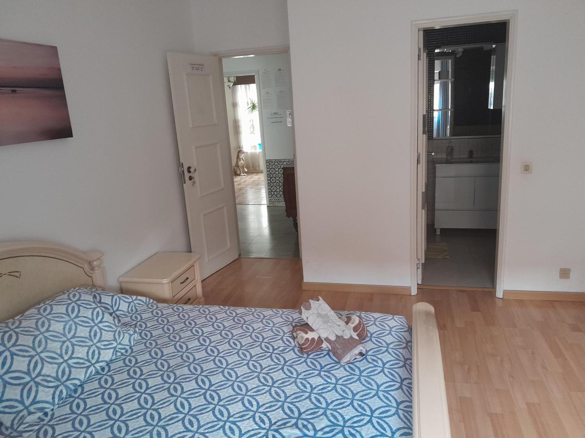 Double Room Private Bathroom
