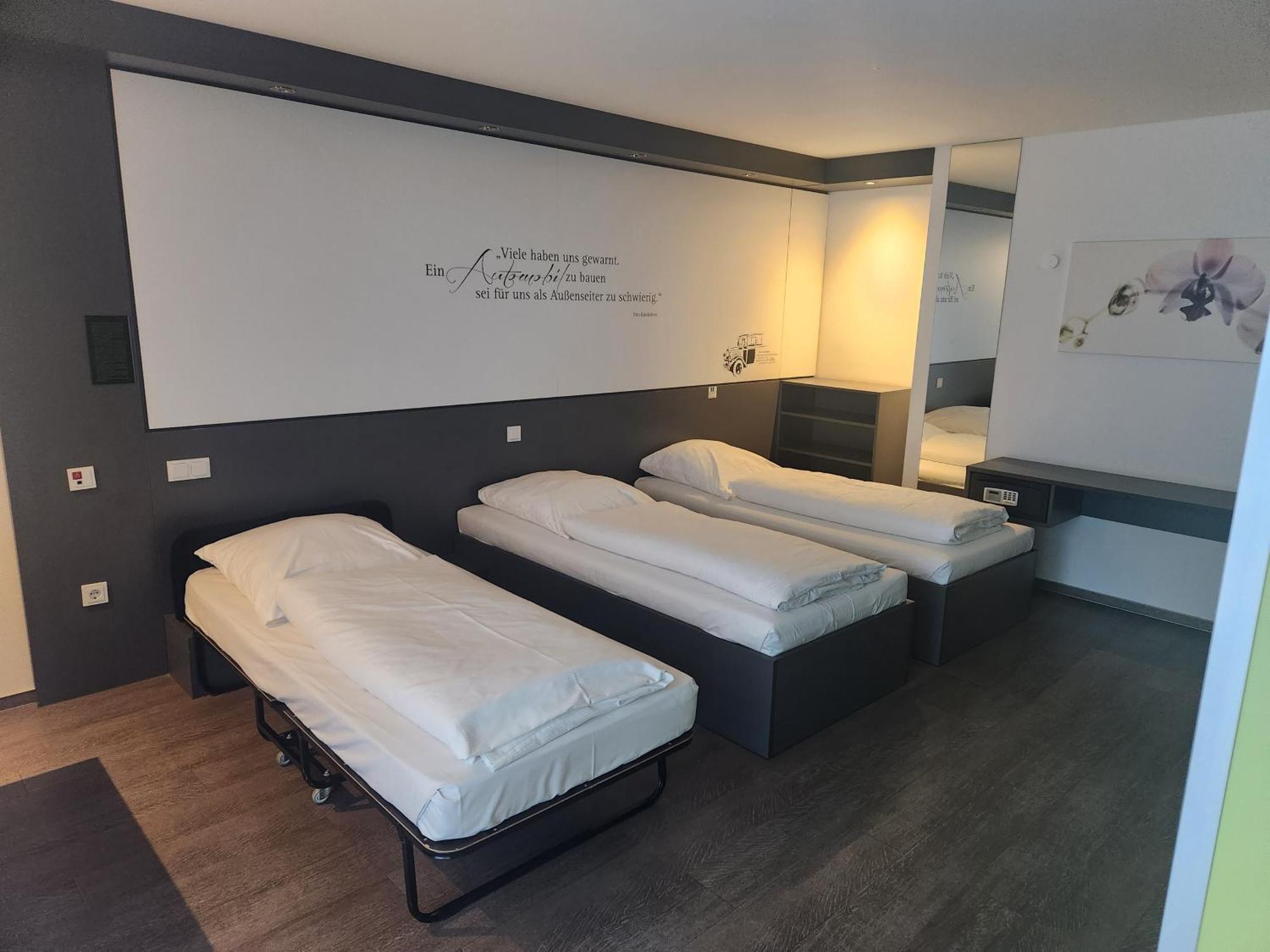 Triple Room