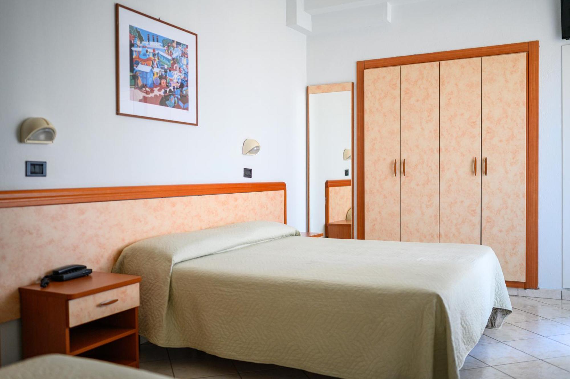 Single Room,1548616081:JPEG