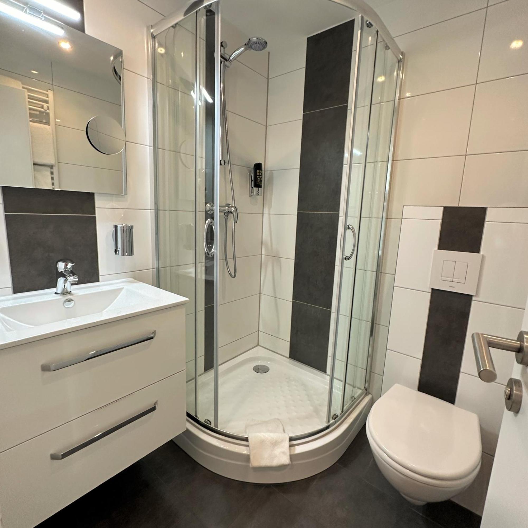 Standard Double Room,1553787838:JPEG