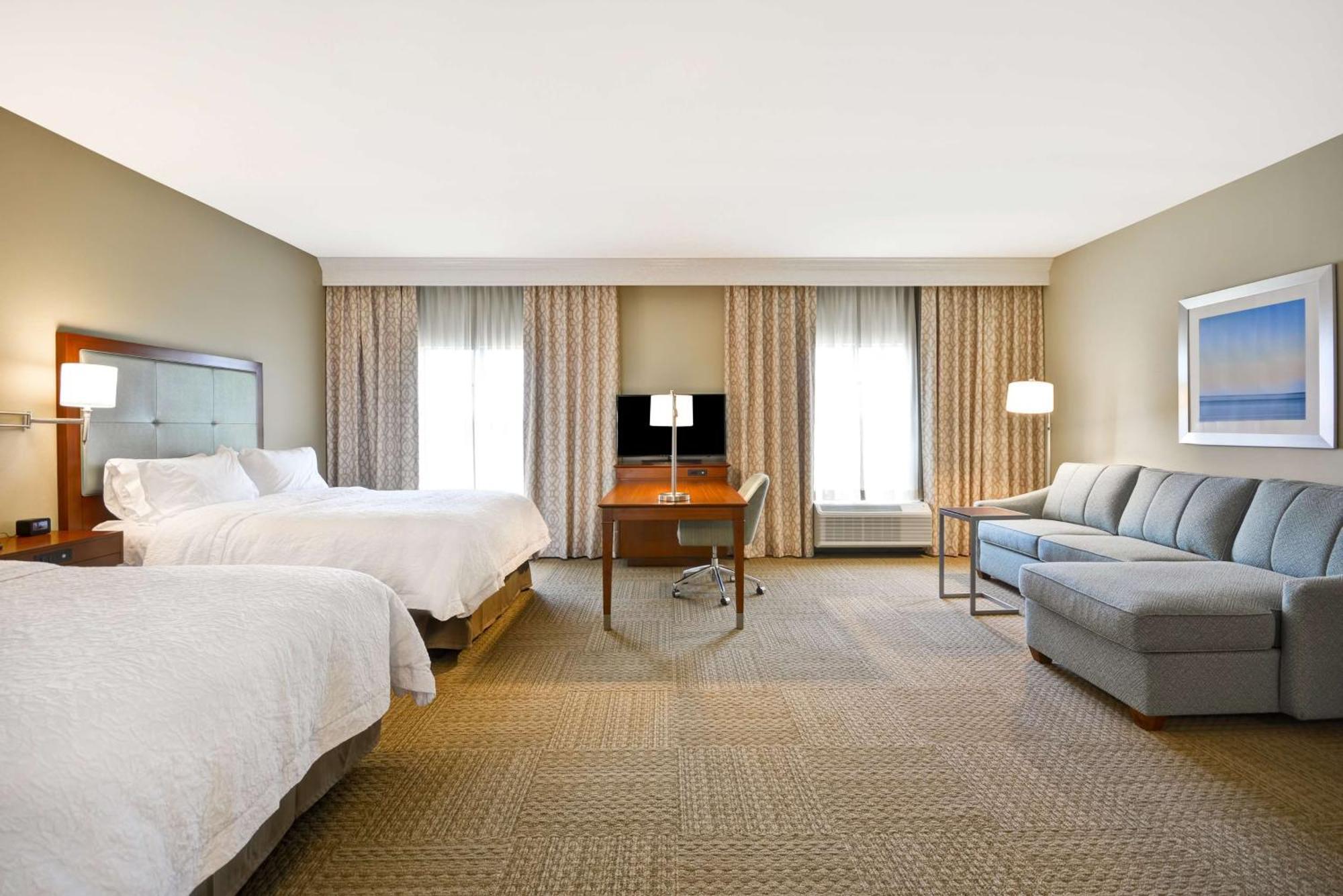 Queen Studio Suite Two Queen Beds Non-Smoking,1548808420:JPEG