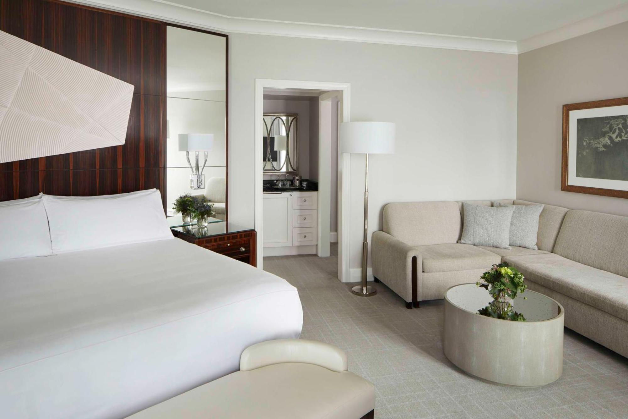 Junior King Suite Balcony