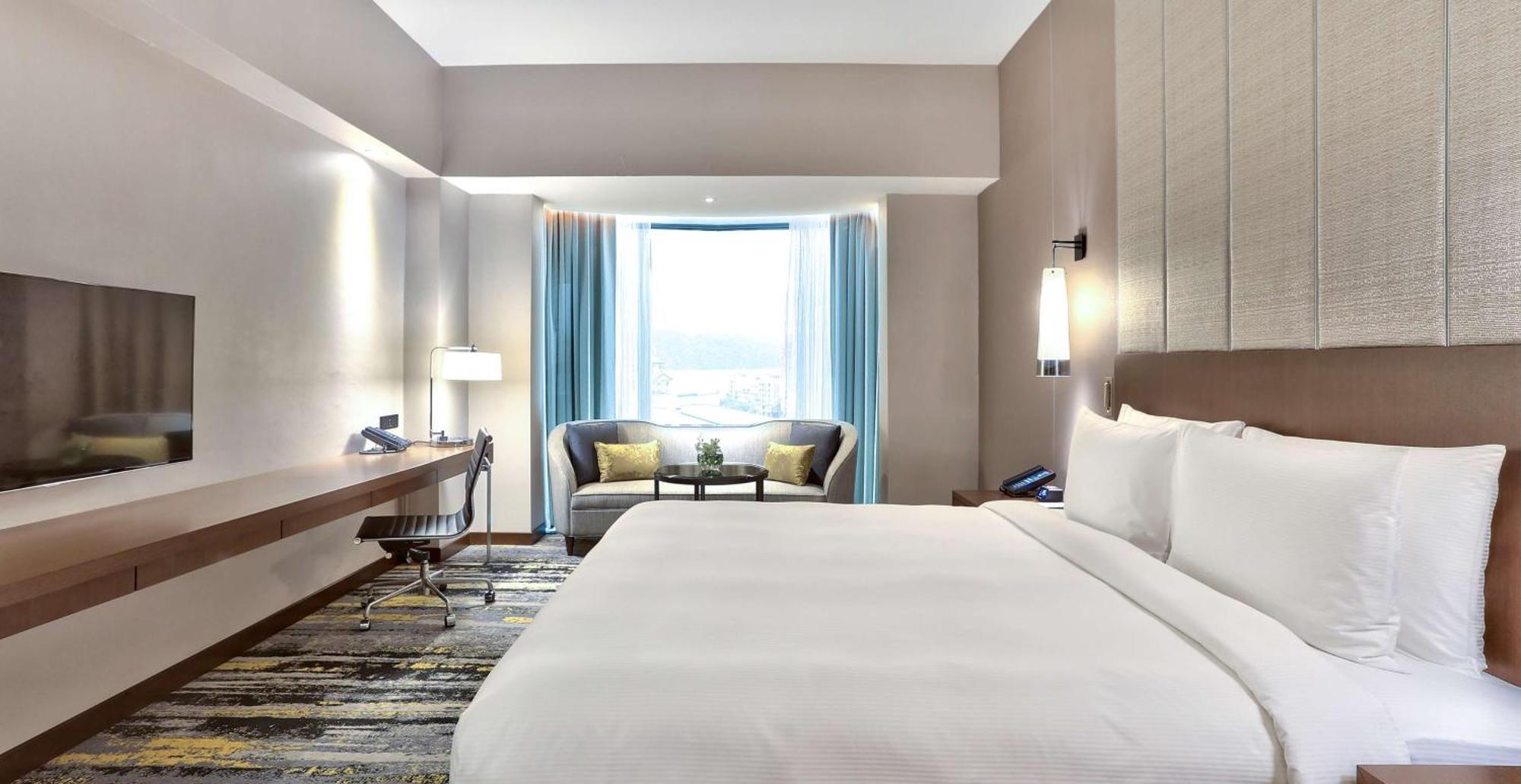 King Guest Room,1548826231:JPEG