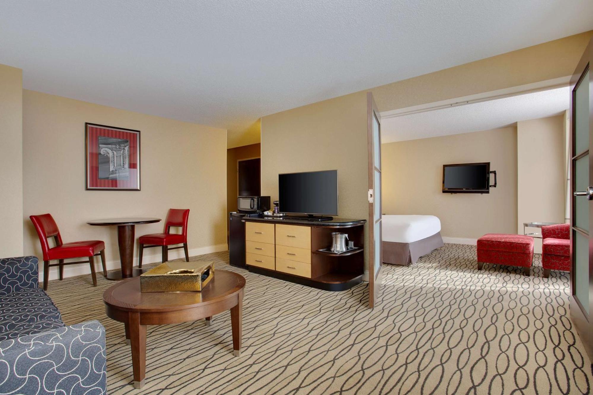 One-Bedroom King Suite,1548841213:JPEG
