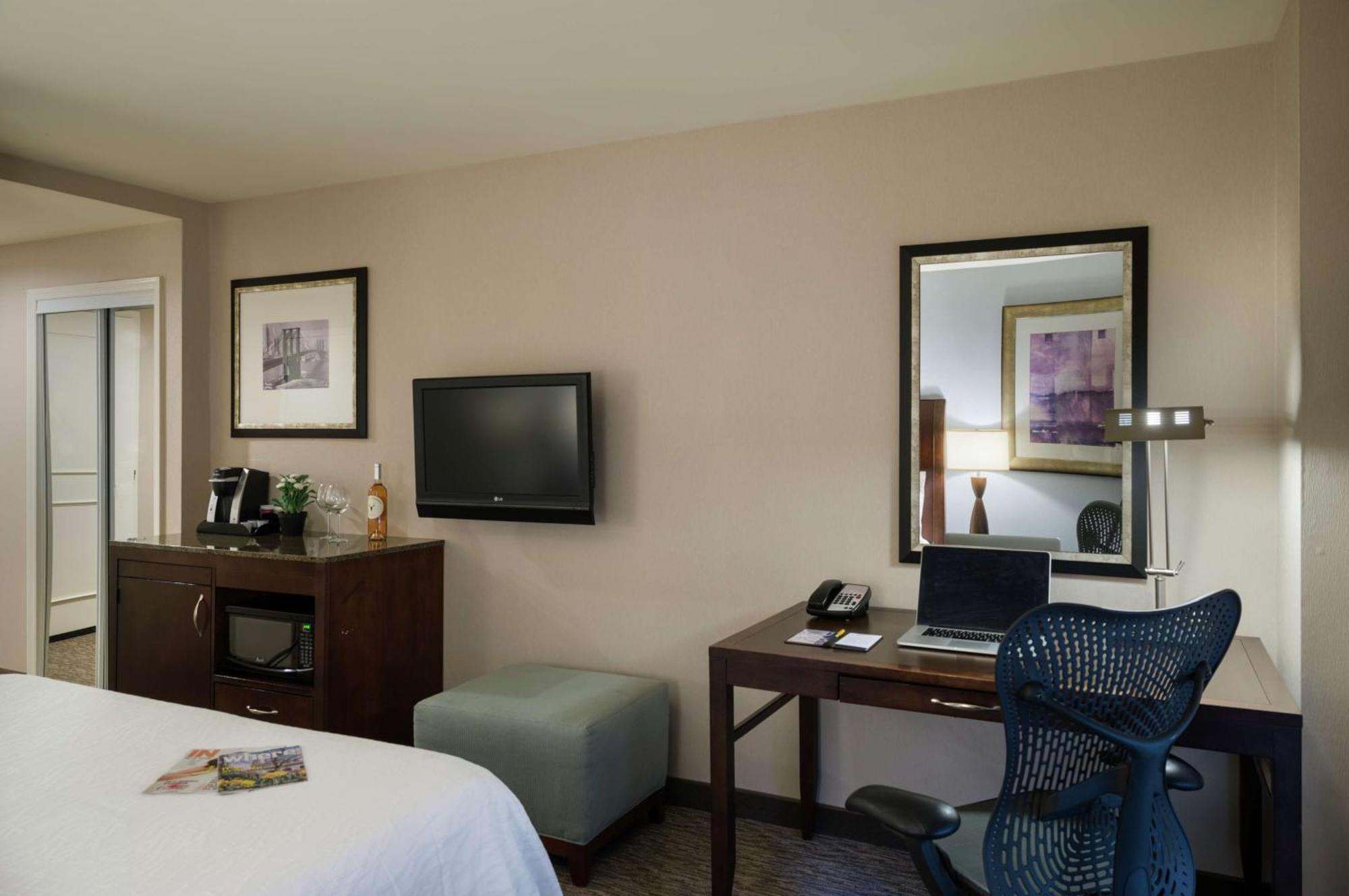 King Room,1548842320:JPEG