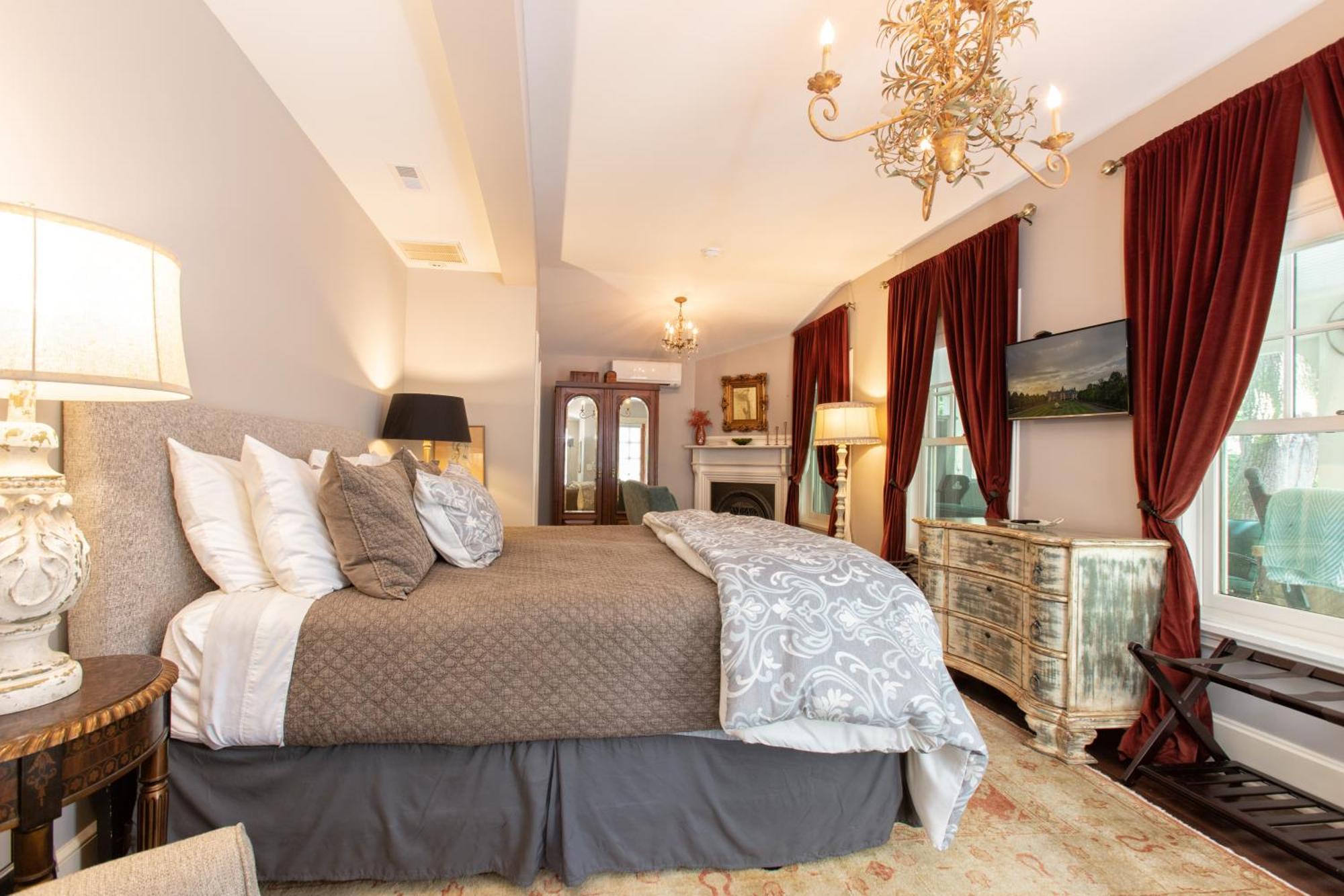 The Magnolia Suite