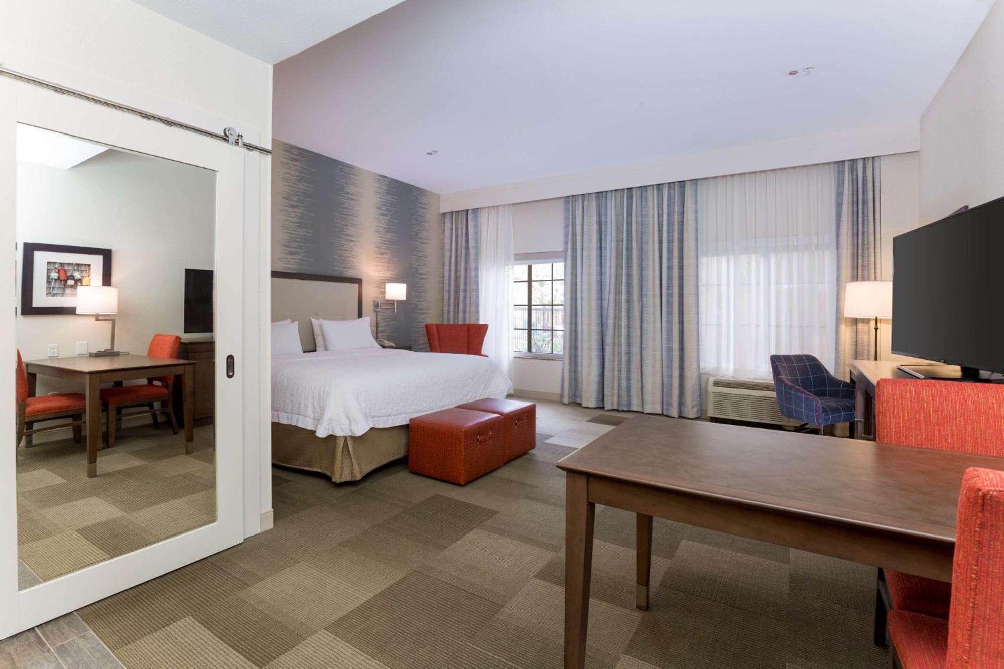 King Studio Suite
