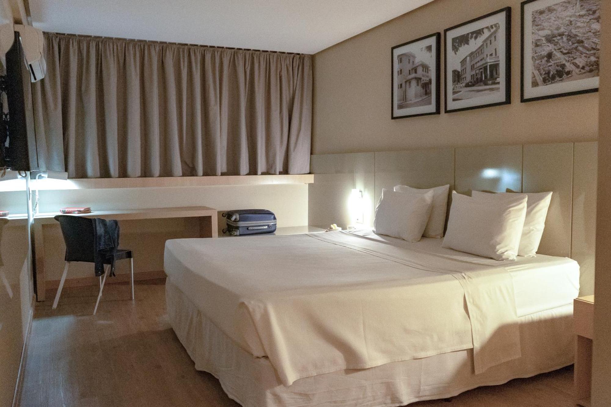 Luxury Double 1 King Bed