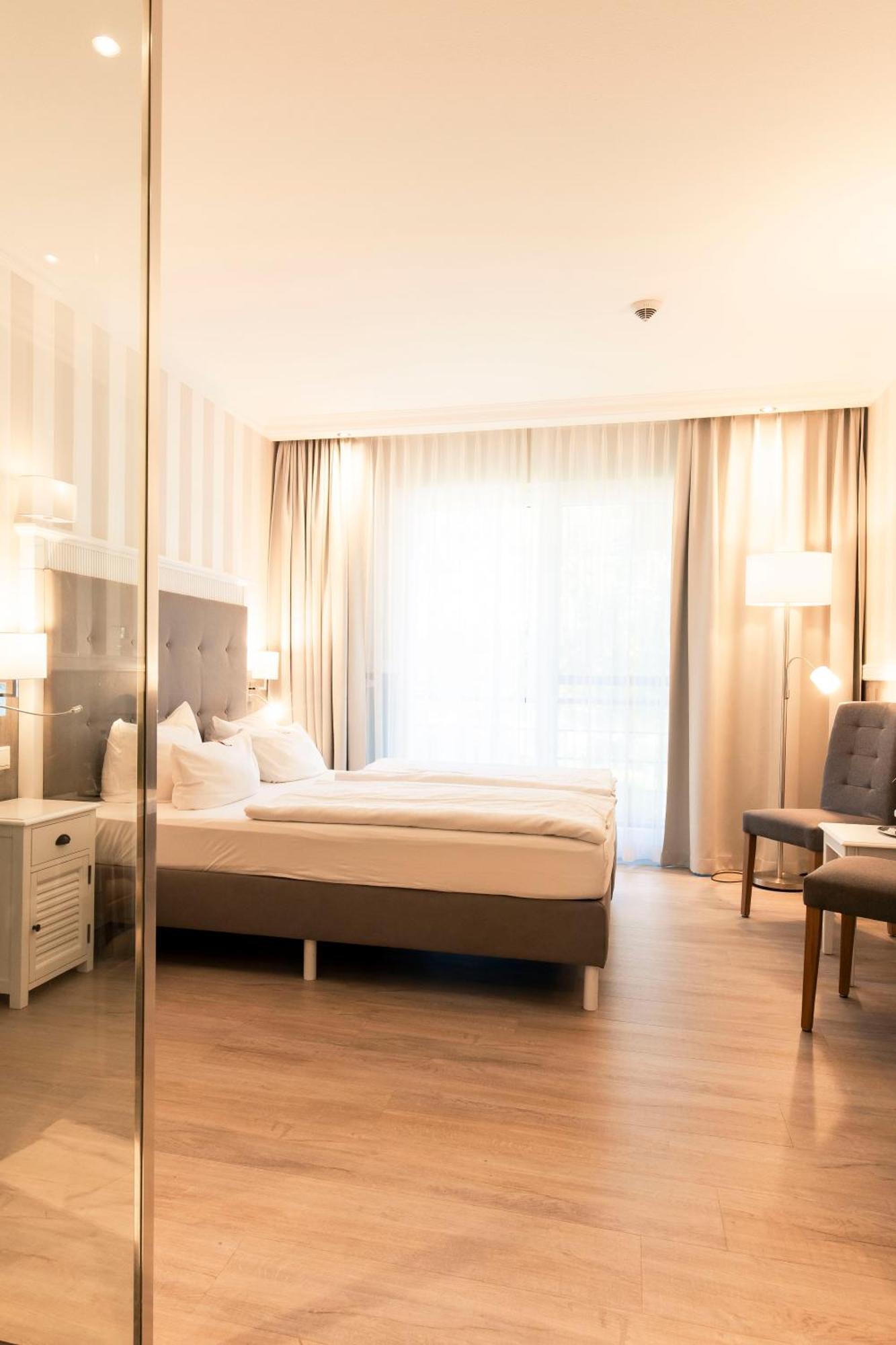 Deluxe Double Room Garden View