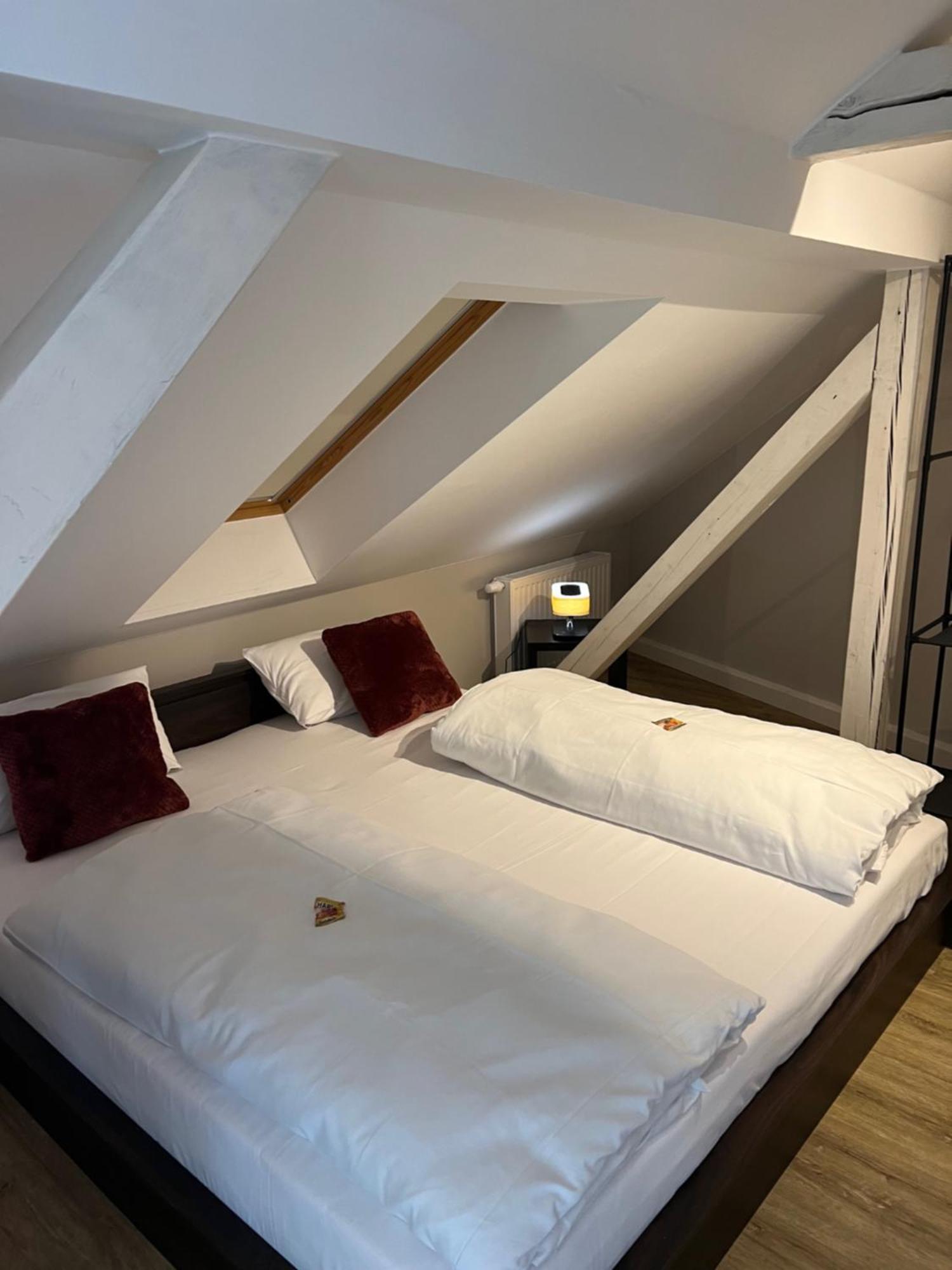 Studio Sofa Bed,1549253104:JPEG