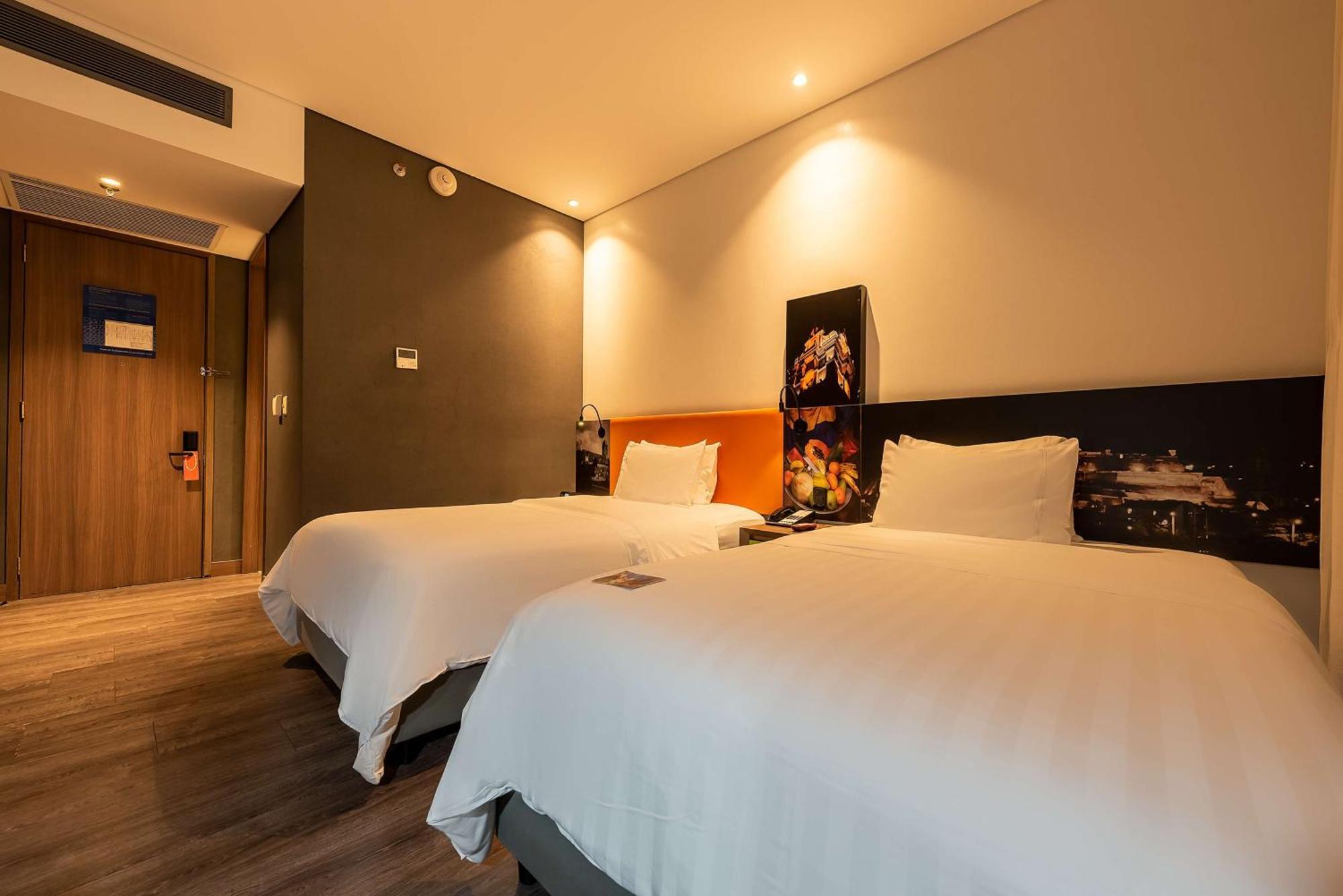 Twin Room Non-Smoking