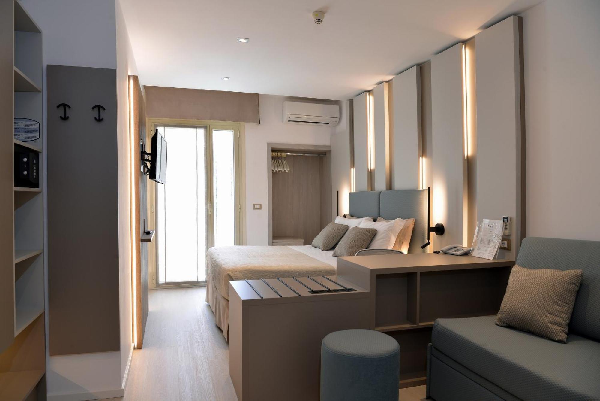 Superior Double Room,1549421110:JPEG